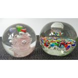 2x Kugel Paperweights, H-6 und 7 cm