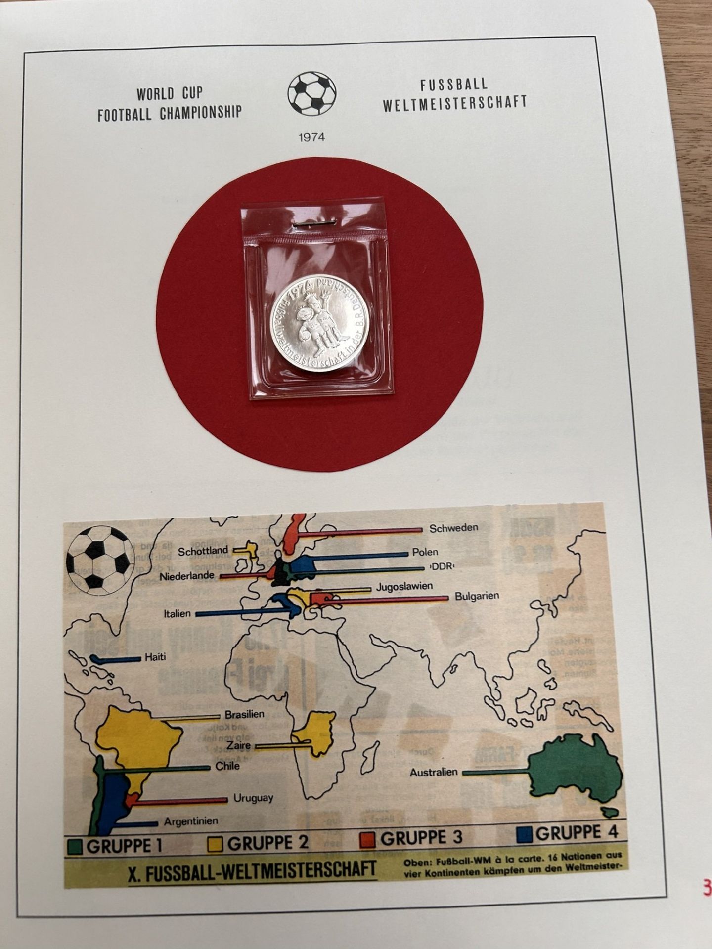 sehr umfangreiches Album "Fussbal WM 1974" selbst zusammengestellt 1975 mit Briefmarken, Münzen, mi - Bild 3 aus 17