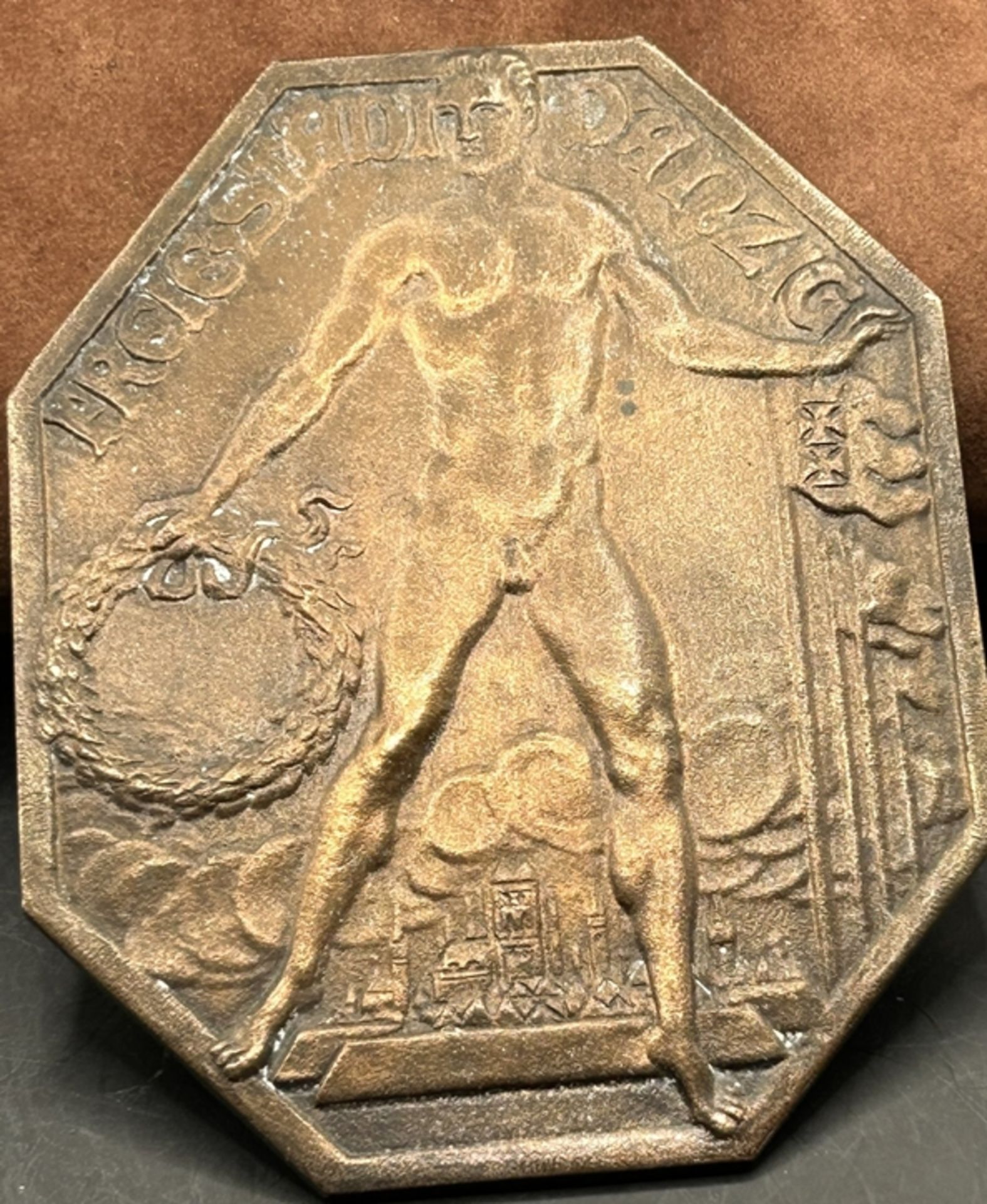 gr. Bronzeplakette "Freistadt Danzig" 1929, Kampfspiele3 T.V. Neufahrwasser 28.7.29, ca. 11x9 cm