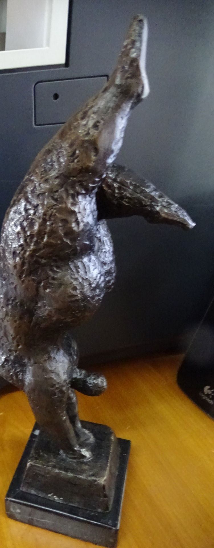 Bronze  "Turnerin Handstand" auf Steinsockel, H-31cm - Bild 7 aus 7