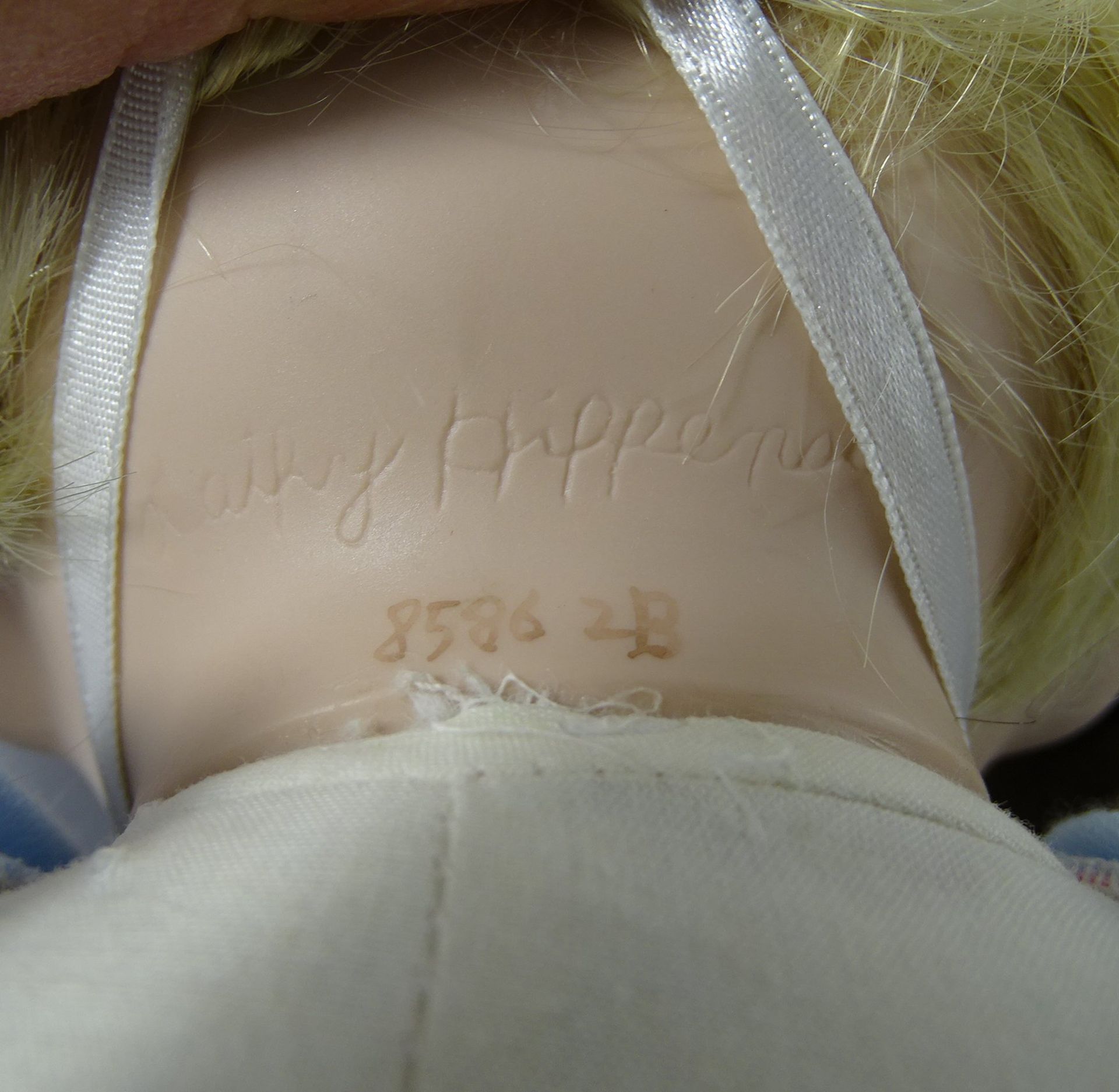 Kathe Hippensteel Puppe in OVP, H-35 cm - Bild 4 aus 5