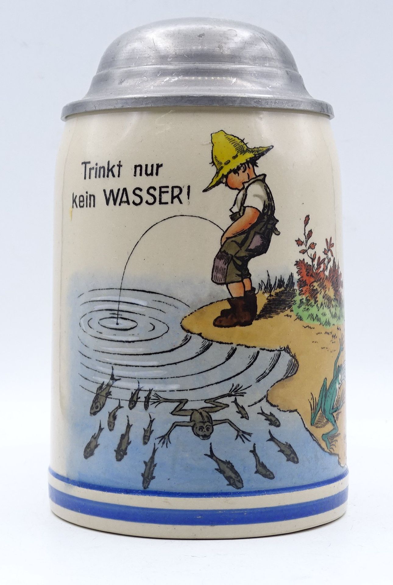 Bierkrug mit Zinndeckel, Vorderseite mit Spruch "Trinkt nur kein Wasser!", H. 15,5cm