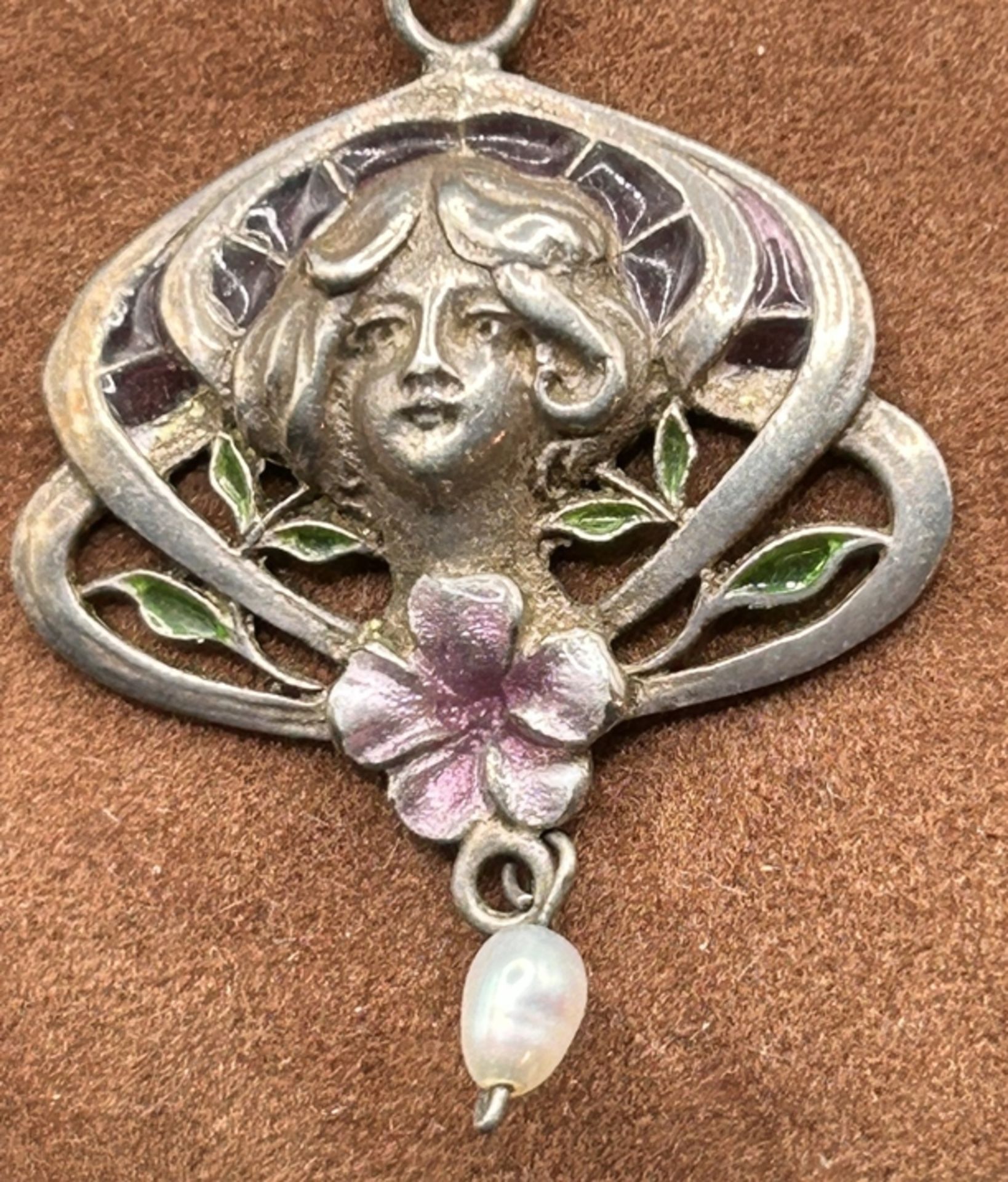 feine Silber-Halskette mit Jugendstil-Anhänger, Silber-800-, Kette ca. 42 cm, 3,5x3 cm, 6,1 gr - Image 2 of 3