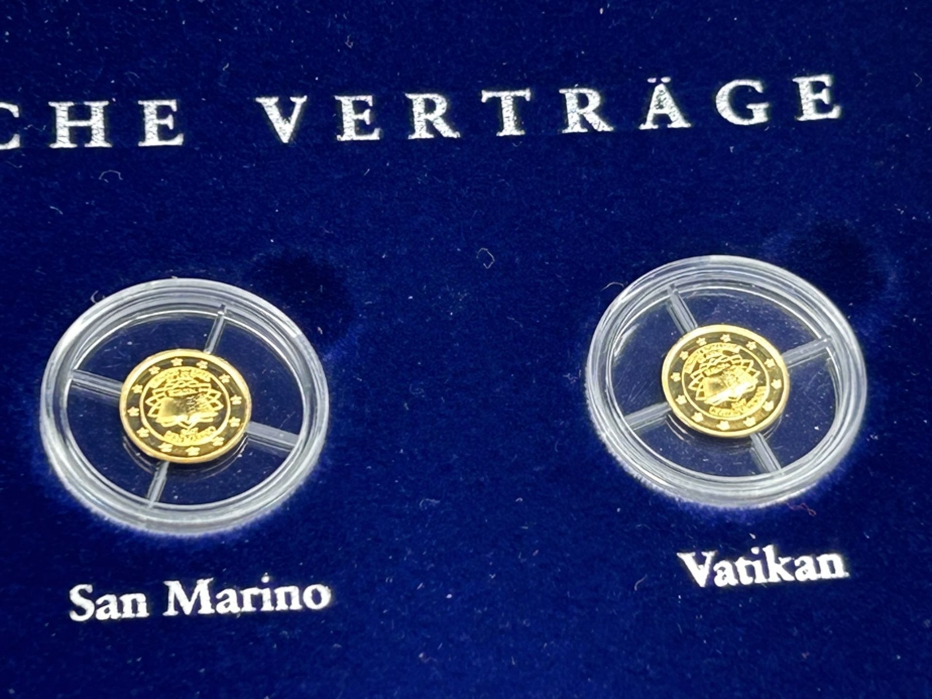 4 Goldmünzen , 50 Jahre römische Verträge, in 1000 Auflage, mit Zertifikat, je 0,5 gr., Gold-999 - Image 3 of 4