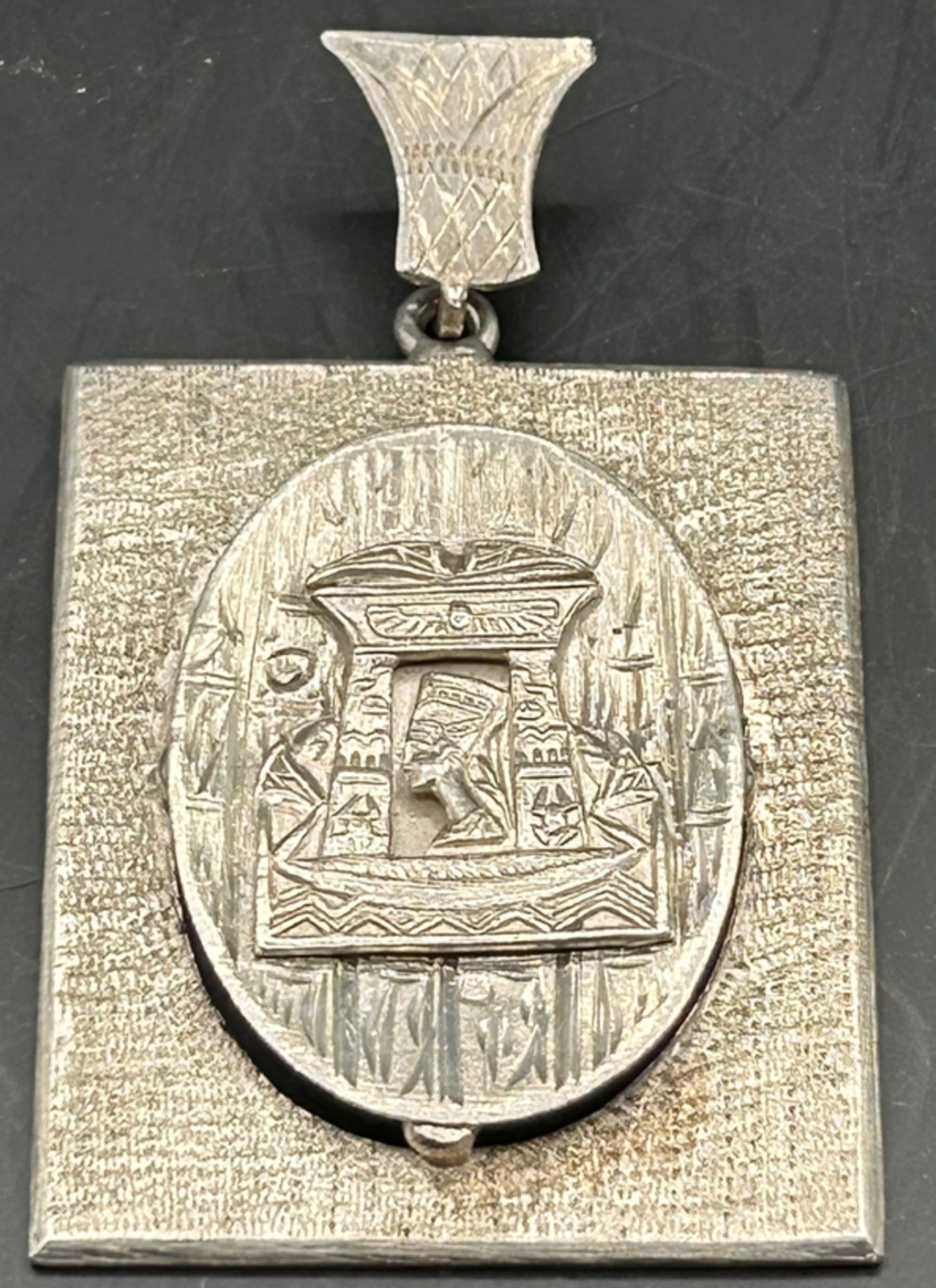 gr. Silber Anhänger mit altägypt. Motiv,arabische Punze, 4,5x3,5 cm, 11,8 gr