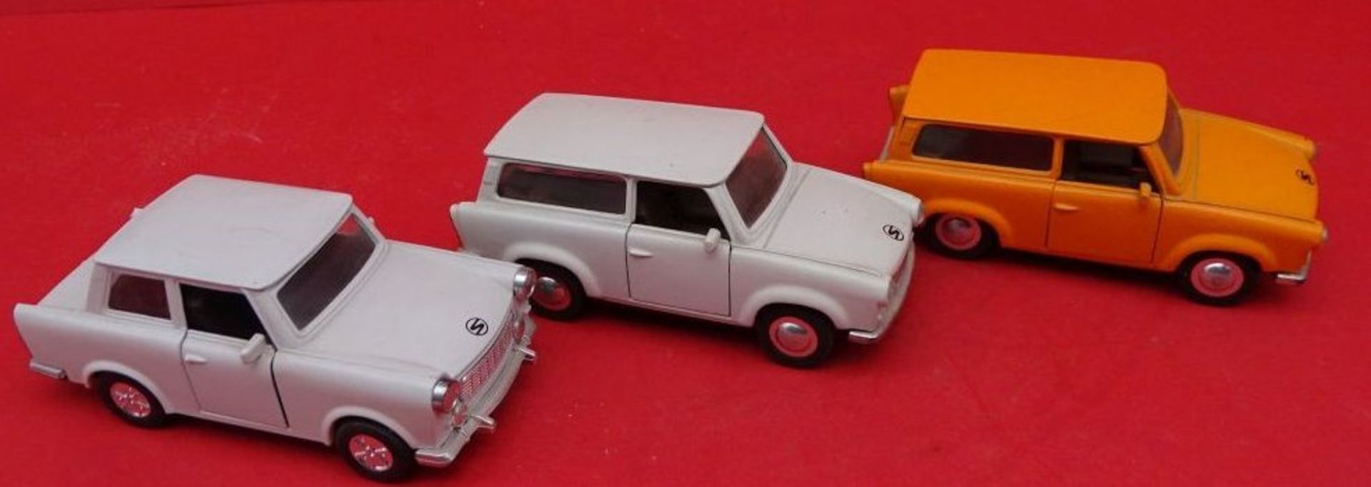 3x Metall Trabi-Modelle aus der DDR, L-11,5  cm, China