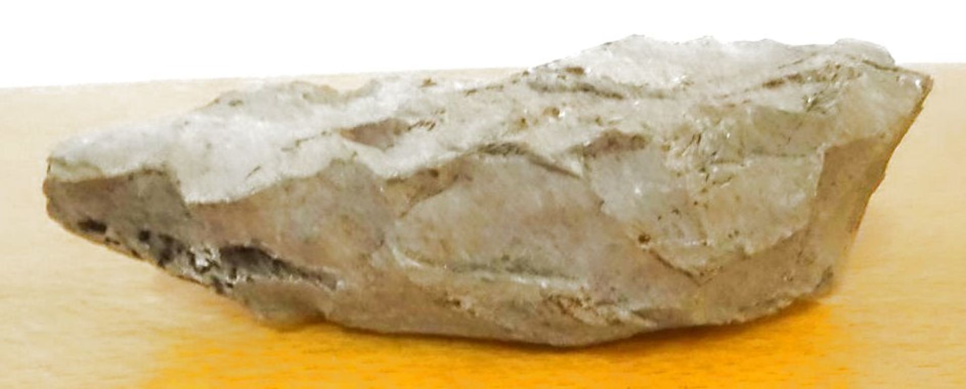 Faustkeil, Mineral-Quartz?, 15x7 cm