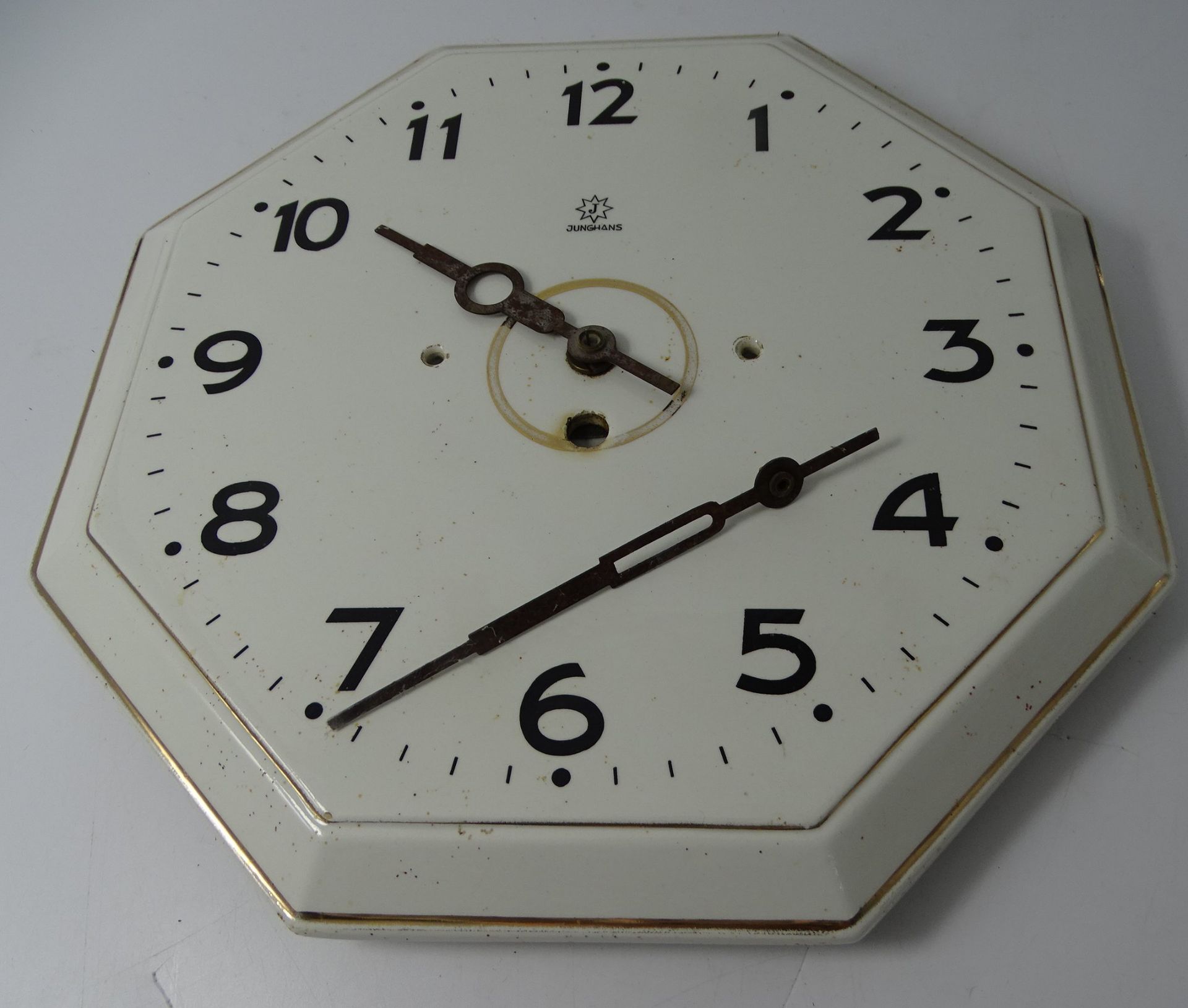 Keramik-Wanduhr "Junghans" Batteriewerk, Zeiger lose, 28x28 cm - Image 3 of 4