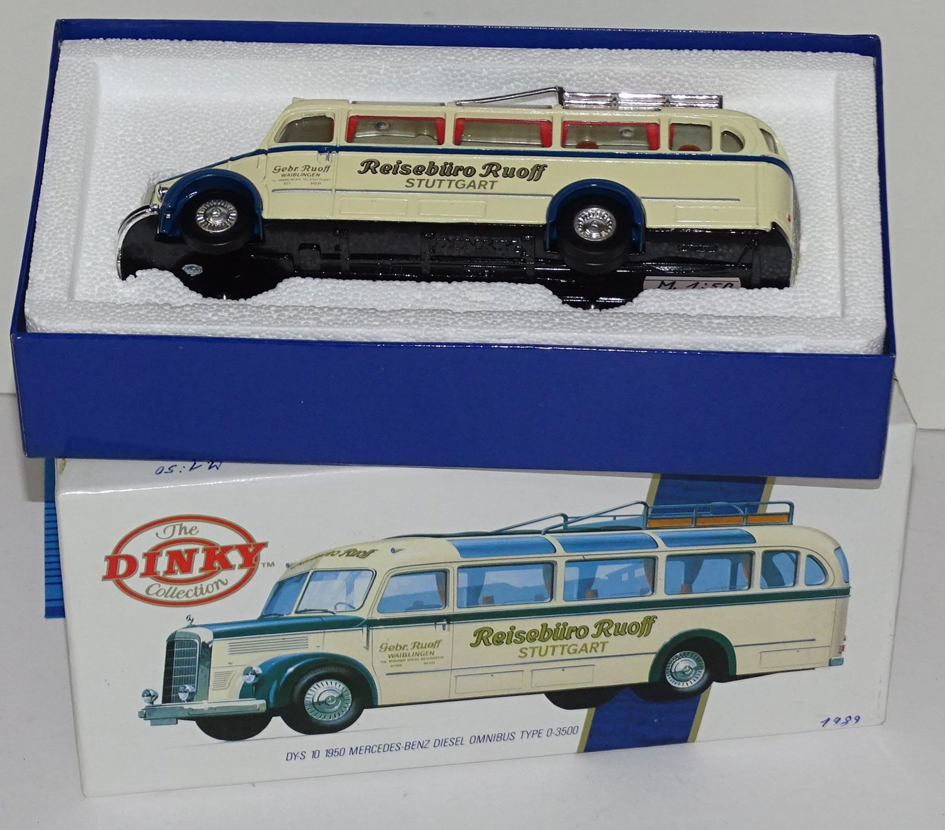 Dinky Toys Reisebus, neu in OVP, 1:50