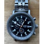 gr. Quartz HAU "Condor" Chronograph, sehr gut erhalten, Werk nicht ünberprüft