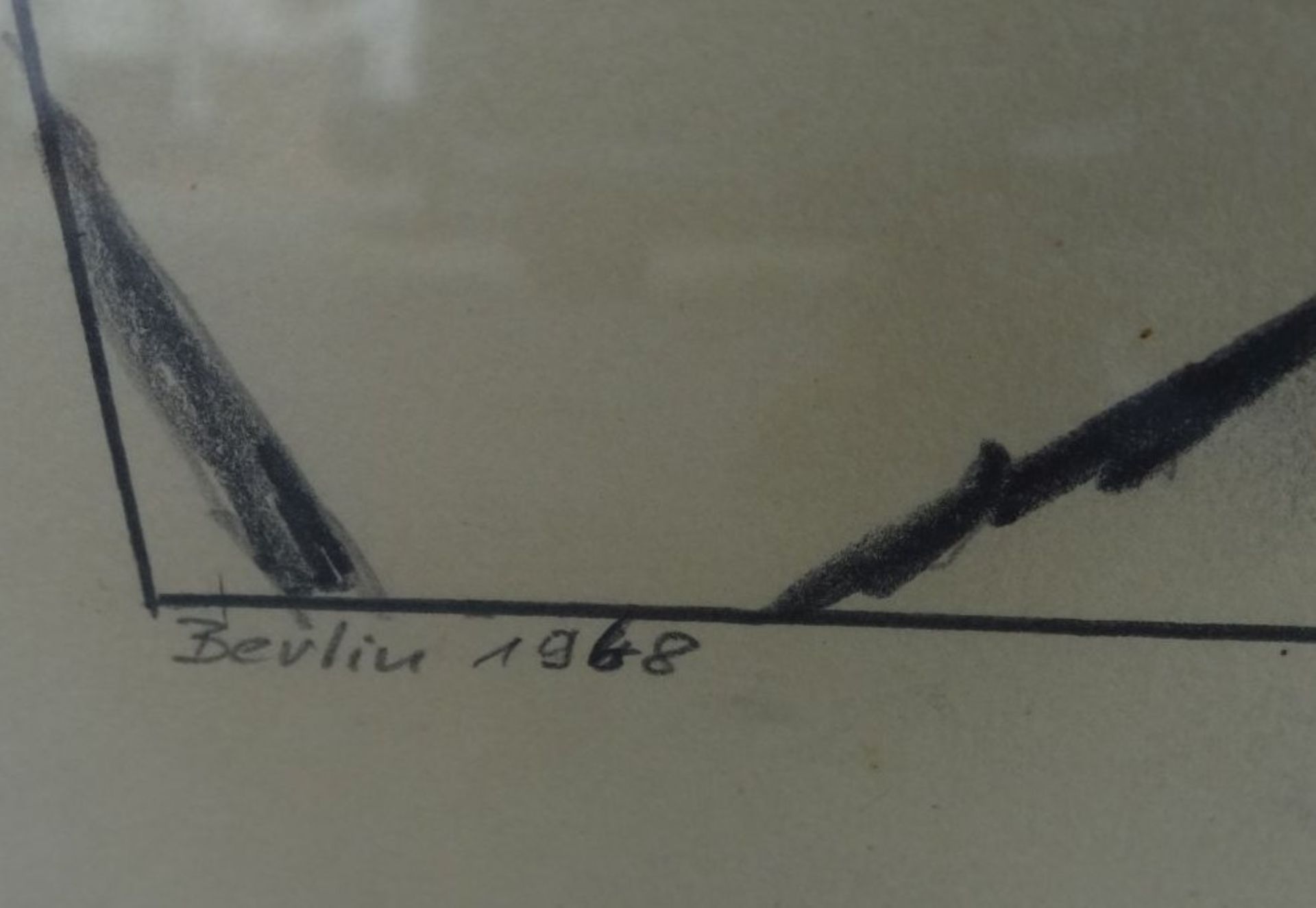 unleserl, signiert, 1975? "Studium" betitelte gr. Zeichnung, dat. 1968, ger/Glas, RG 89x68 cm - Bild 5 aus 7