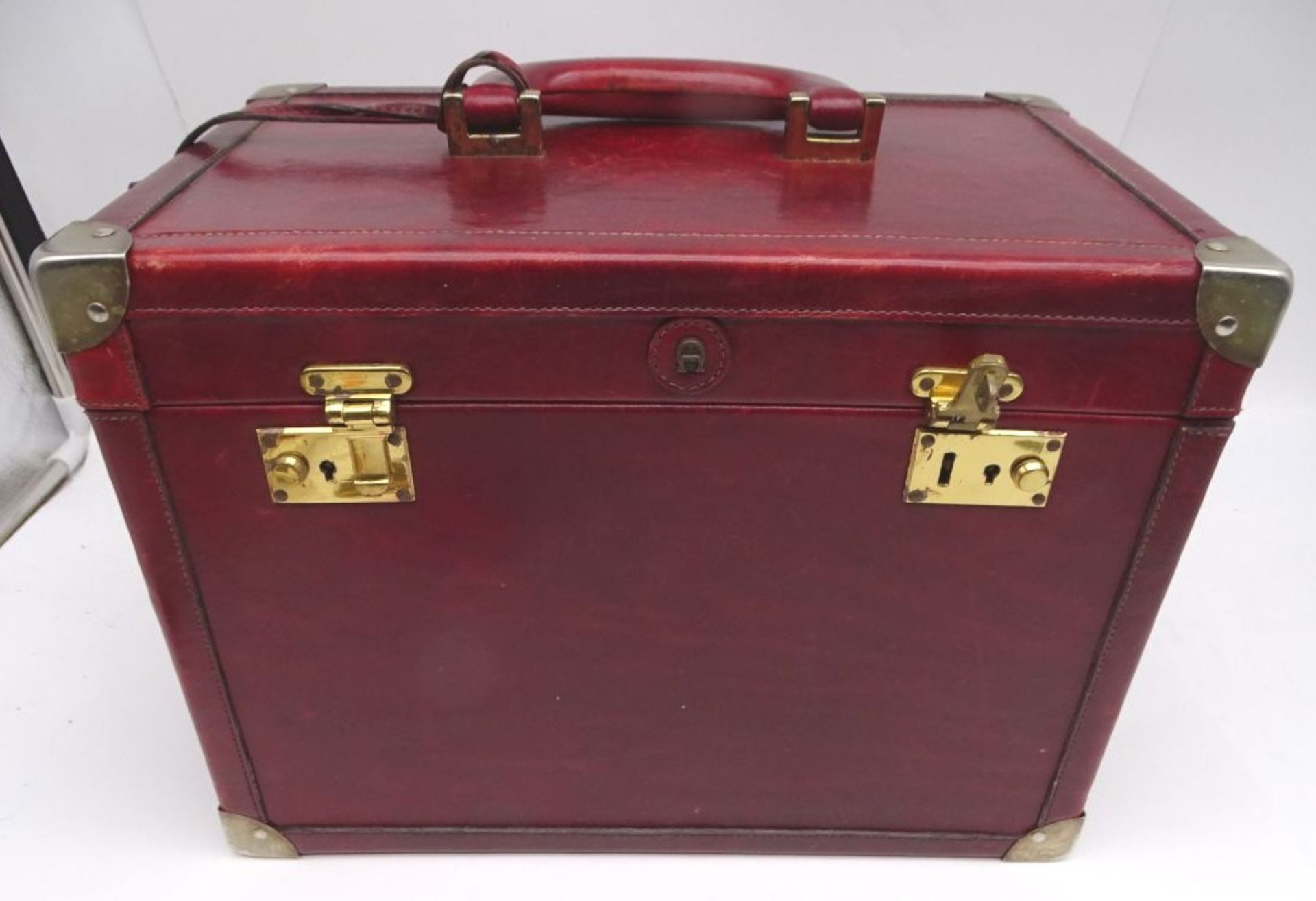 AIGNER Leder Kosmetikkoffer Schmuckkoffer absperrbar Leder rot, Beauty Case, guter Zustand, H-24 cm
