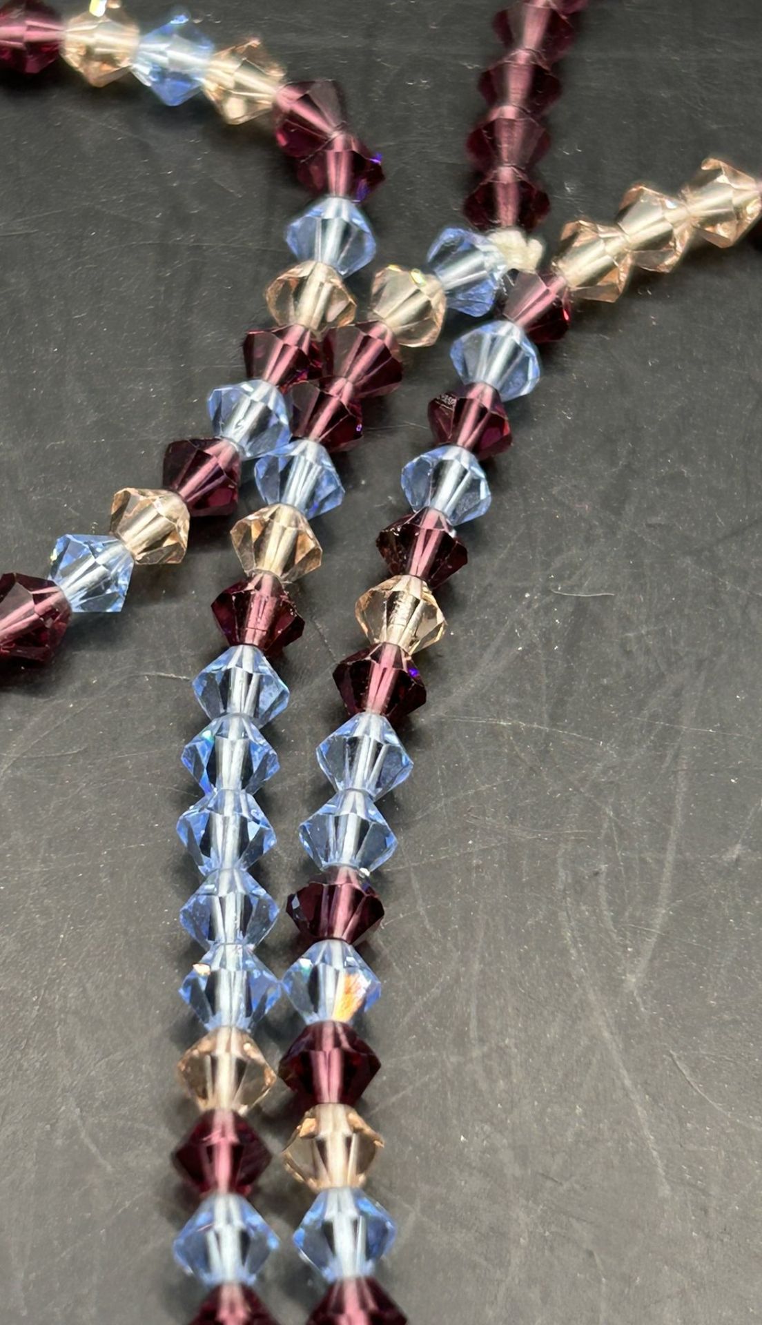 lange, dünne Halskette mit div. Halbedelsteinen, L-110 cm, endlos - Image 3 of 3