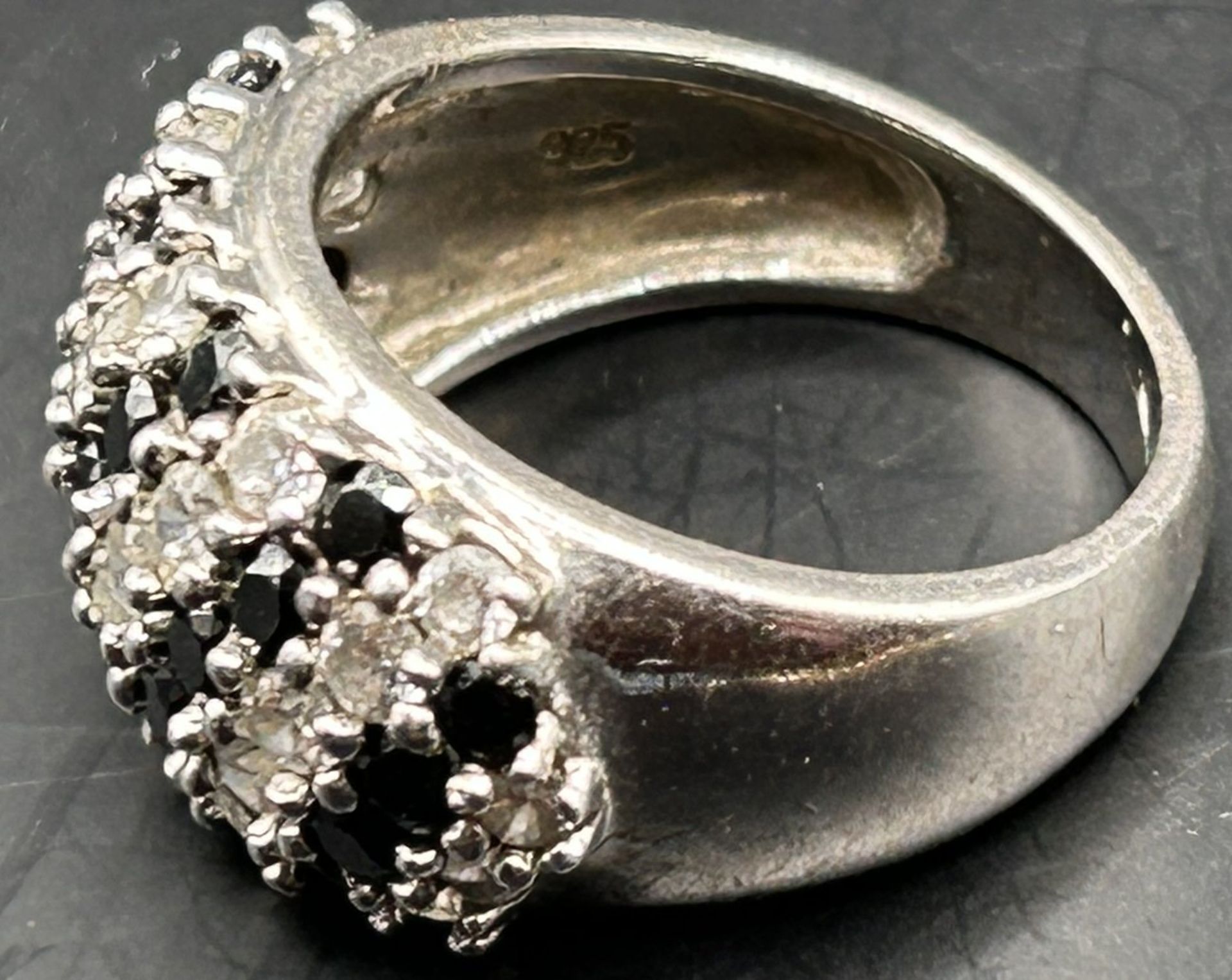 Silberring mit schwarzen und klaren Steinen, -925-, RG 58, 7,2 gr - Bild 5 aus 5