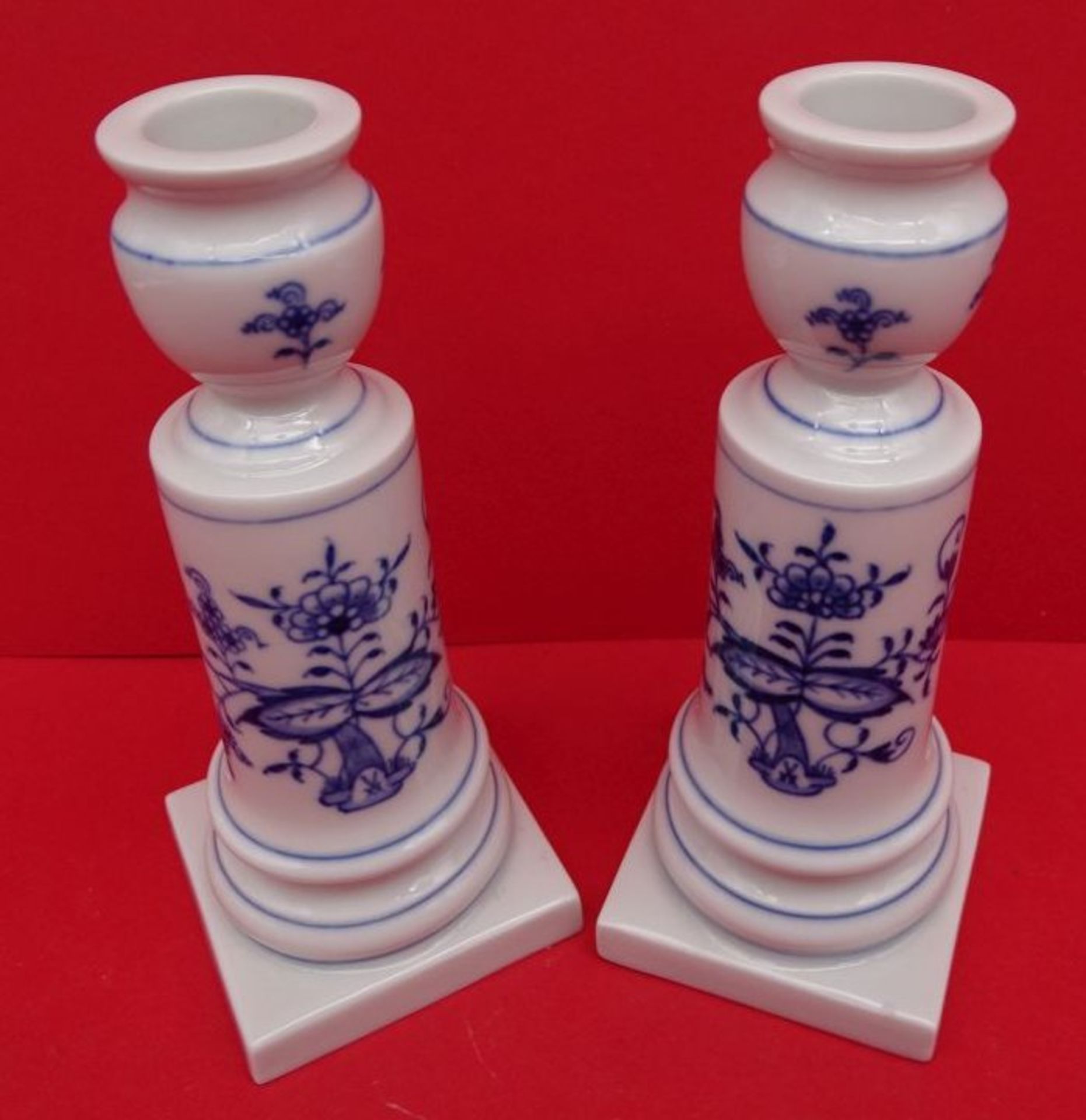 2x Kerzenhalter "Meissen" Zwiebelmuster, H-15 cm, 1.Wahl - Image 3 of 4