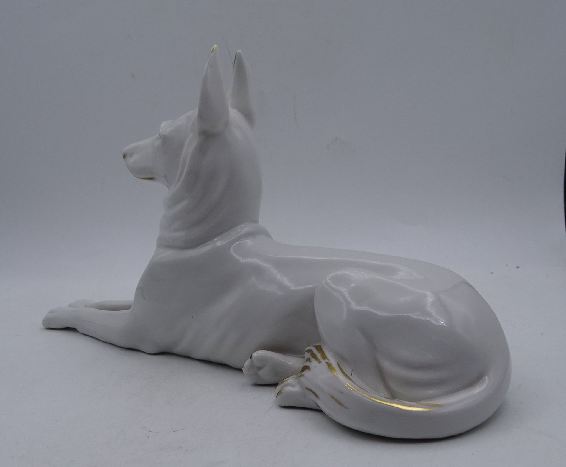 liegender Schäferhund, Kronenmarke, H-13 cm, L-23 cm - Image 2 of 4