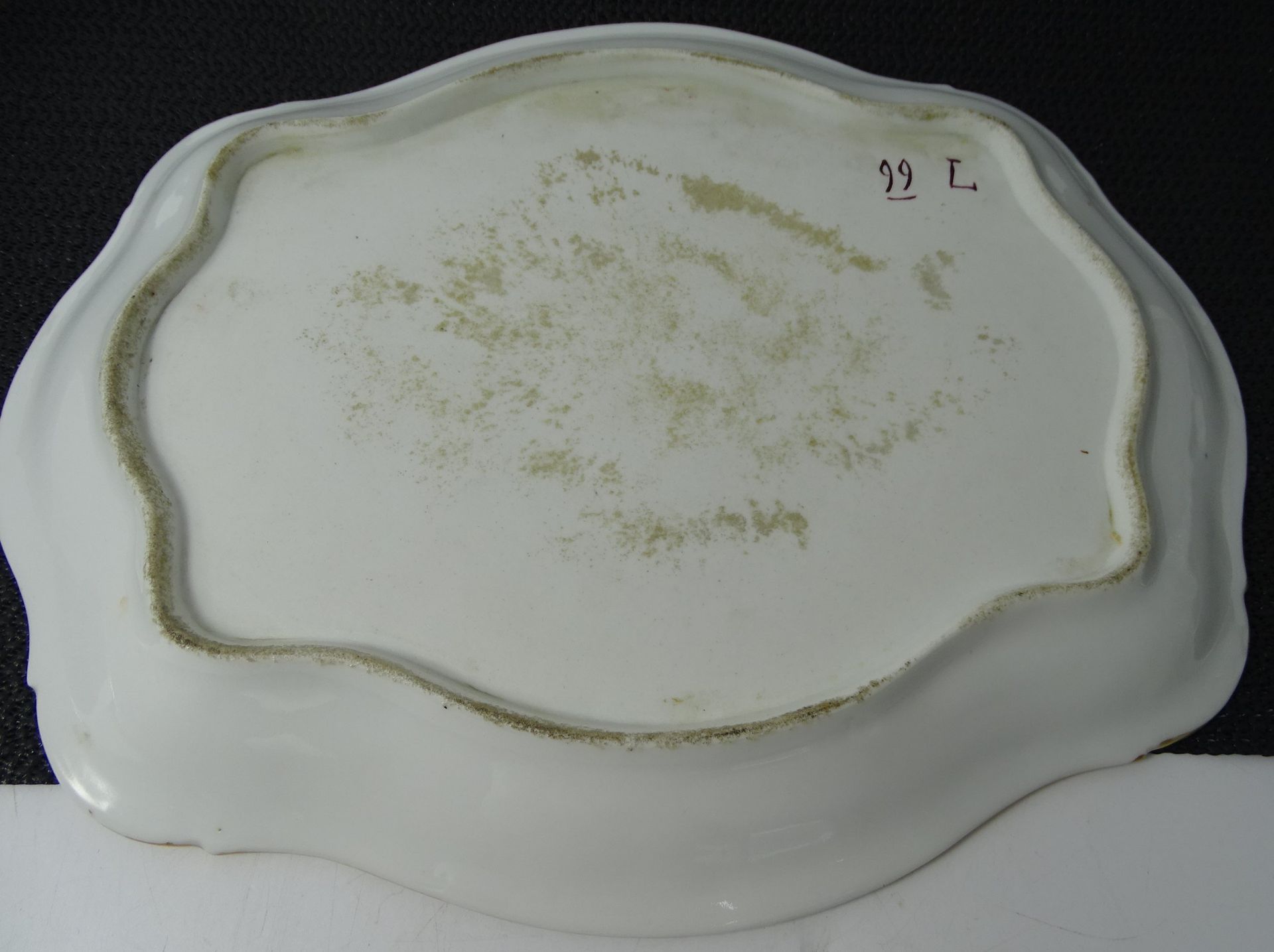 gr. Platte, Golddekor tw. berieben, wohl Limoges, 35x29 cm - Image 4 of 4