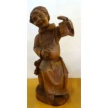 Holzschnitzerei "Frau mit Bierkrug", H-37 cm