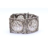 Orientalisches Silber Armband, ungestempelt - geprüft, L. 18cm, B. 3,5cm, 51,5g.