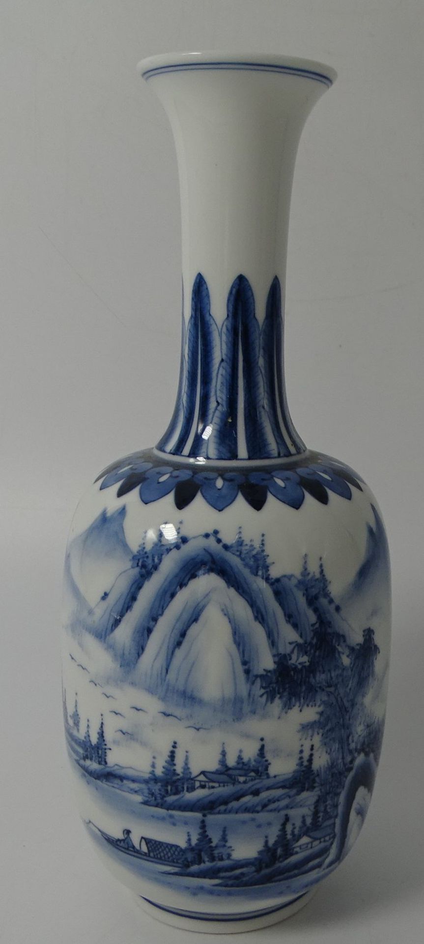 kl. China-Vase, Blaumalerei, H-20 cm