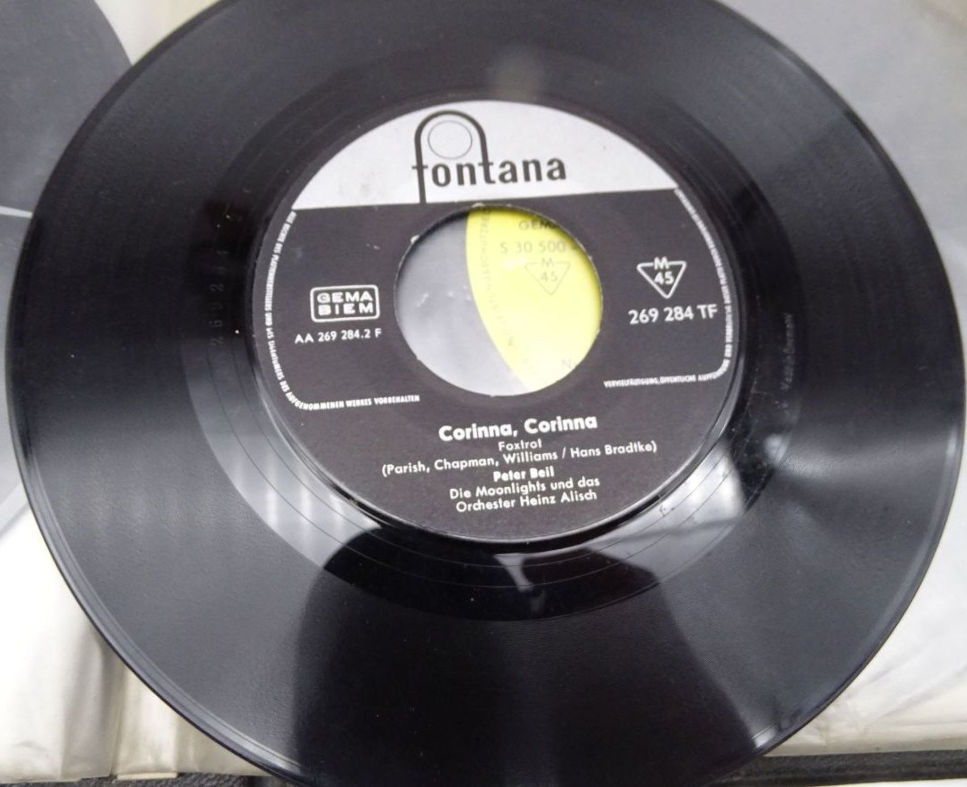 3x Single Alben mit ca. 30 Singles, 50-70 er Jahre, hpts. deutsche Schlager, von Peter Beil, Freddy - Image 3 of 7