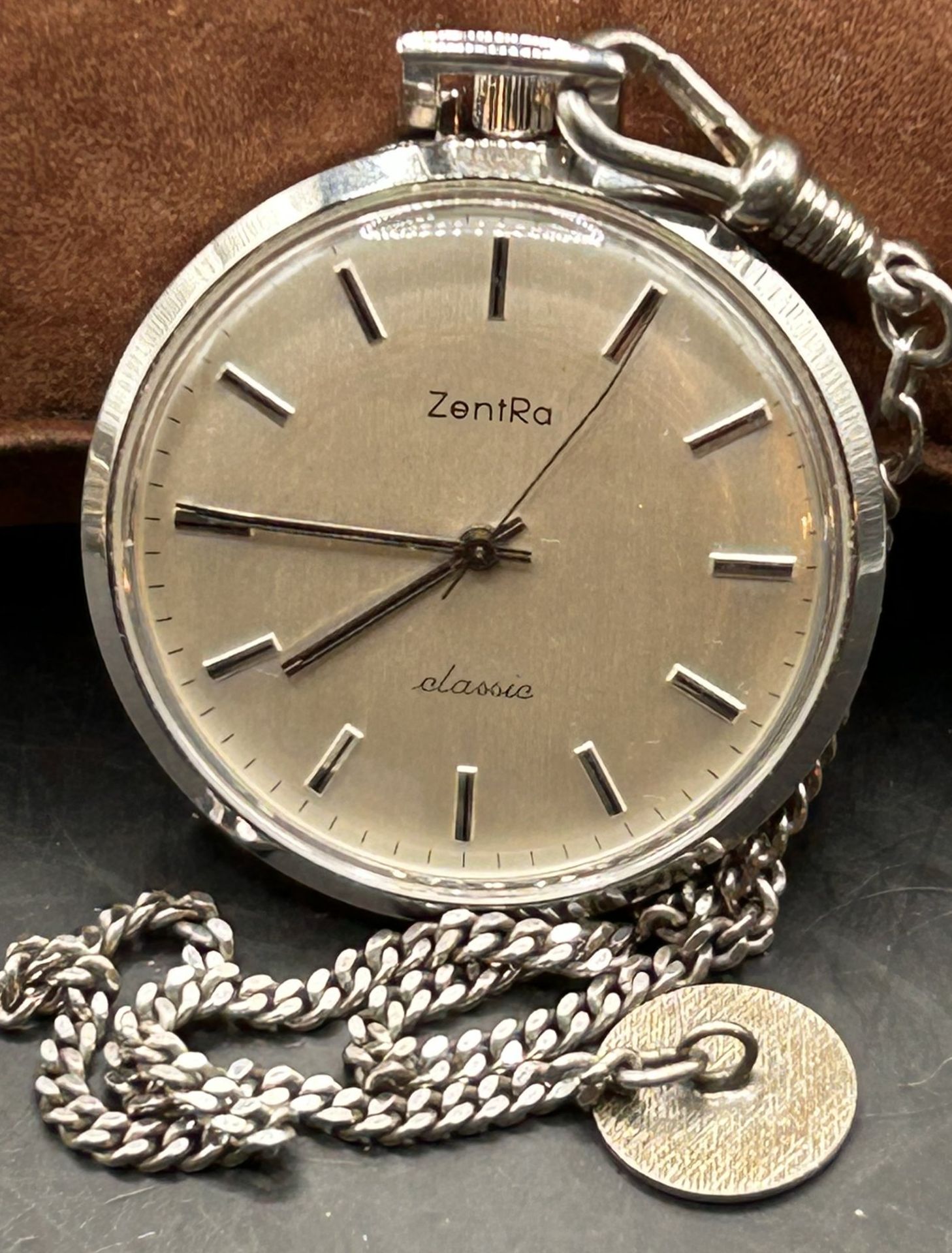 mechan. Frackuhr "Zentra" classic mit Silber-835- Uhrenkette, gut erhalten, Werk läuft - Bild 4 aus 4