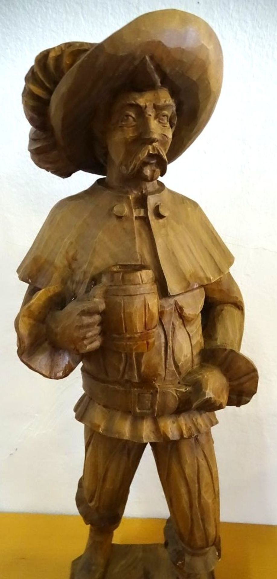 gr. Holzschnitzerei "Falstaff", wohl Süddeutschland, H-50 cm - Image 2 of 5