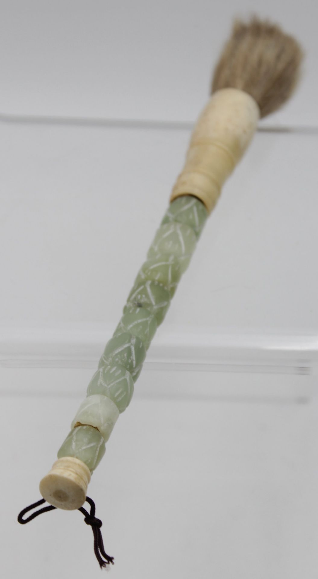 Kalligraphie-Pinsel, Bein/Jade, China, älter, L-29cm. - Bild 5 aus 5