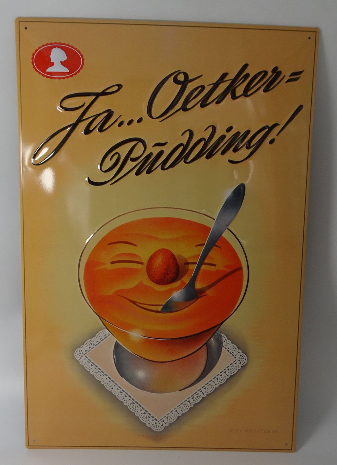 Dr. Oetker Werbeschild, Blech, sign Baumeister 46,  neuzeitlich, neuwertig,  58x38 cm