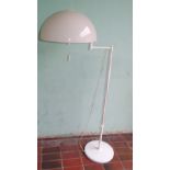 Designer Pilz Lampe, Swisslamp, schwenkbar, Kunststoffca. 150 cmschirm, H-