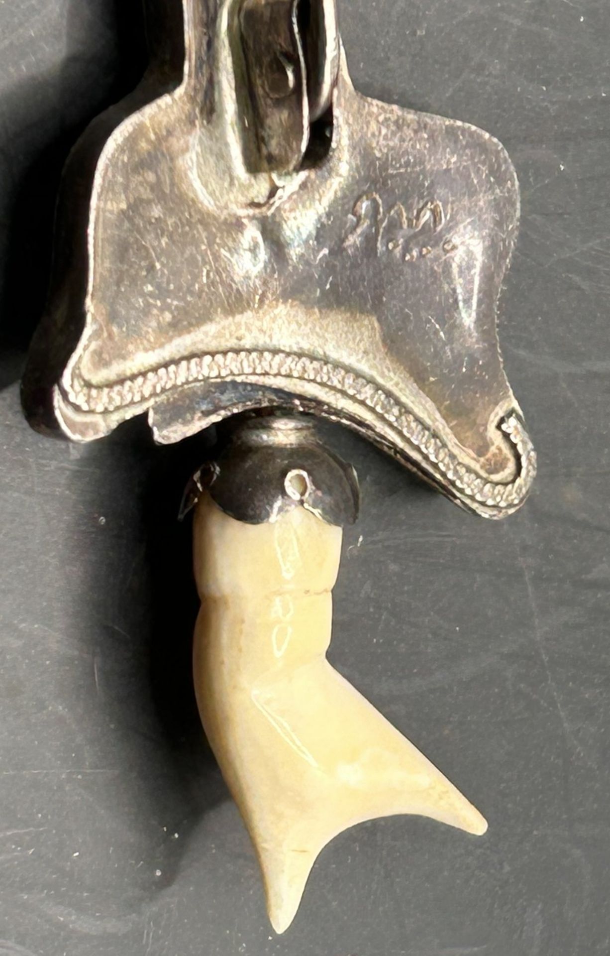 2 tg. Silber-Brosche mit Dolch aus Bein, L-6,5 cm, 6,2 gr. arabisch bezeichnet? - Bild 5 aus 5