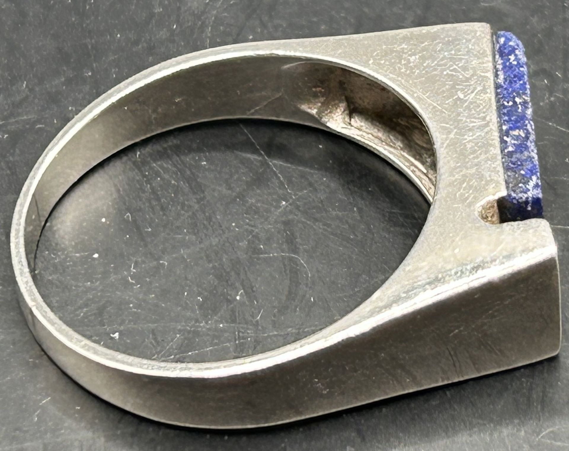 Herren-Silberring-800- mit Lapislazuli-Platte, RG 73, 7,6 gr. - Bild 3 aus 3