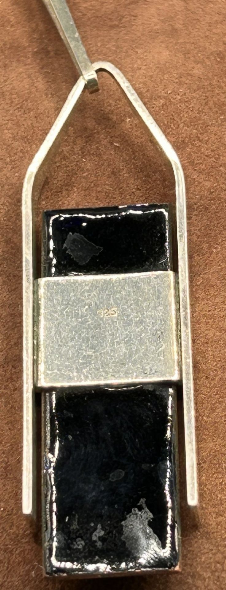 langer Anhänger, Silber-925- mit emaillierter Platte, L-9 cm, 14,3 gr. - Bild 2 aus 3