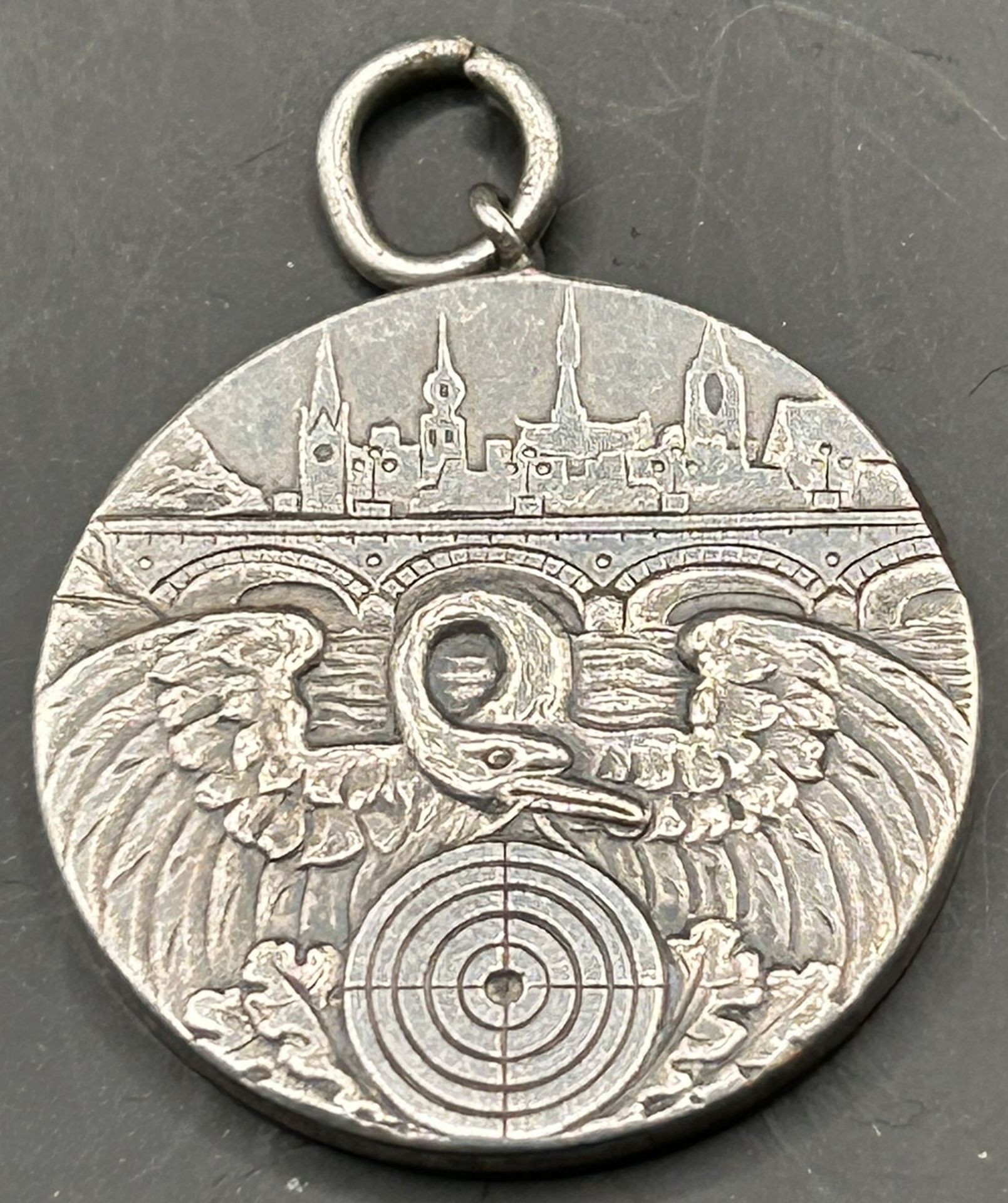 Silber-Schützenmedaille von 1909, D-3,2 cm15,2 gr. - Image 2 of 2