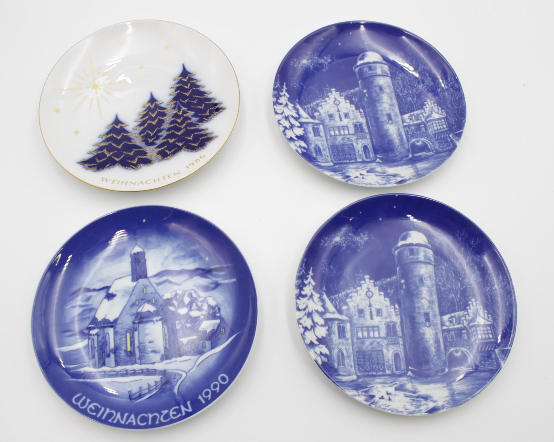 4x div. Wandteller, KPM Weihnachten 1986, Winterling Weihnachten 1990 sowie 2x Jahresteller Royal B