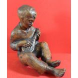 Terrakotta Figur eines Mandoline spielenden Jungen, H-20 cm, L-20 cm