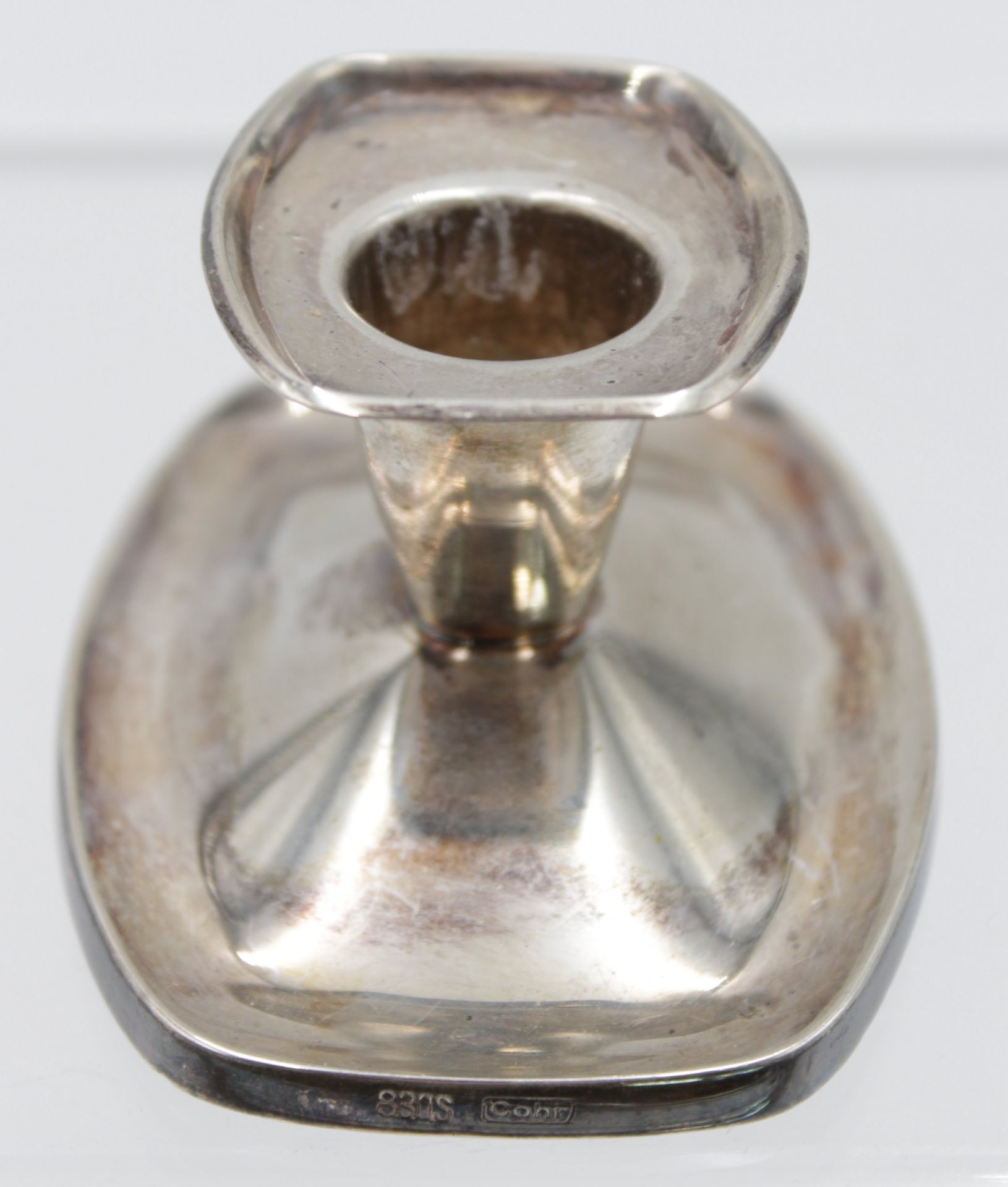 kl. Leuchter, COHR, 830er Silber, gefüllter Stand, 96gr., H-4,5cm. - Image 2 of 4