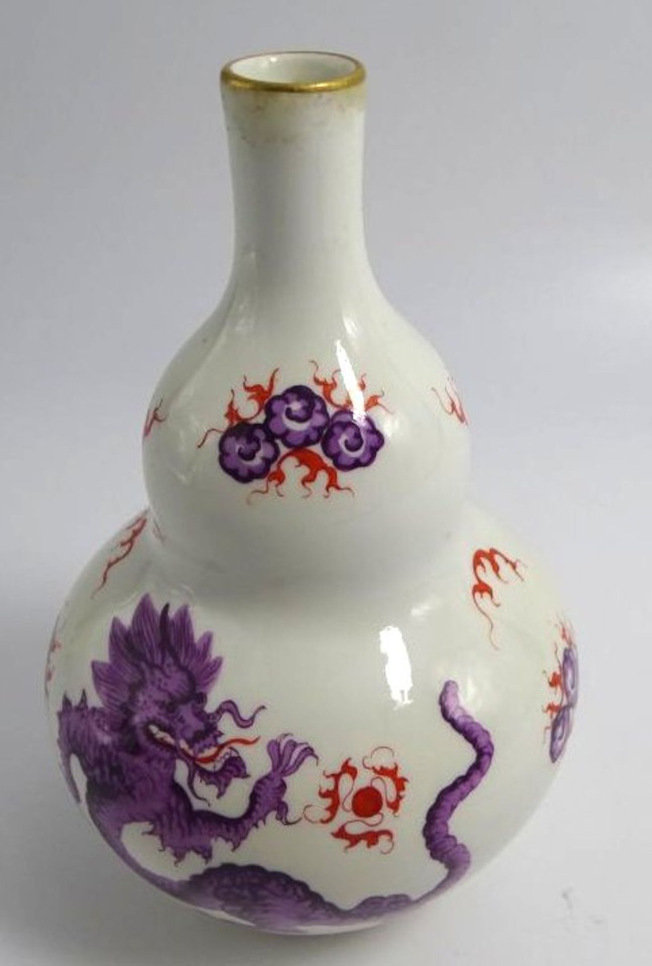 Kürbisvase "Meissen" lila Drachen, 1.Wahl, H-14 cm - Image 3 of 5