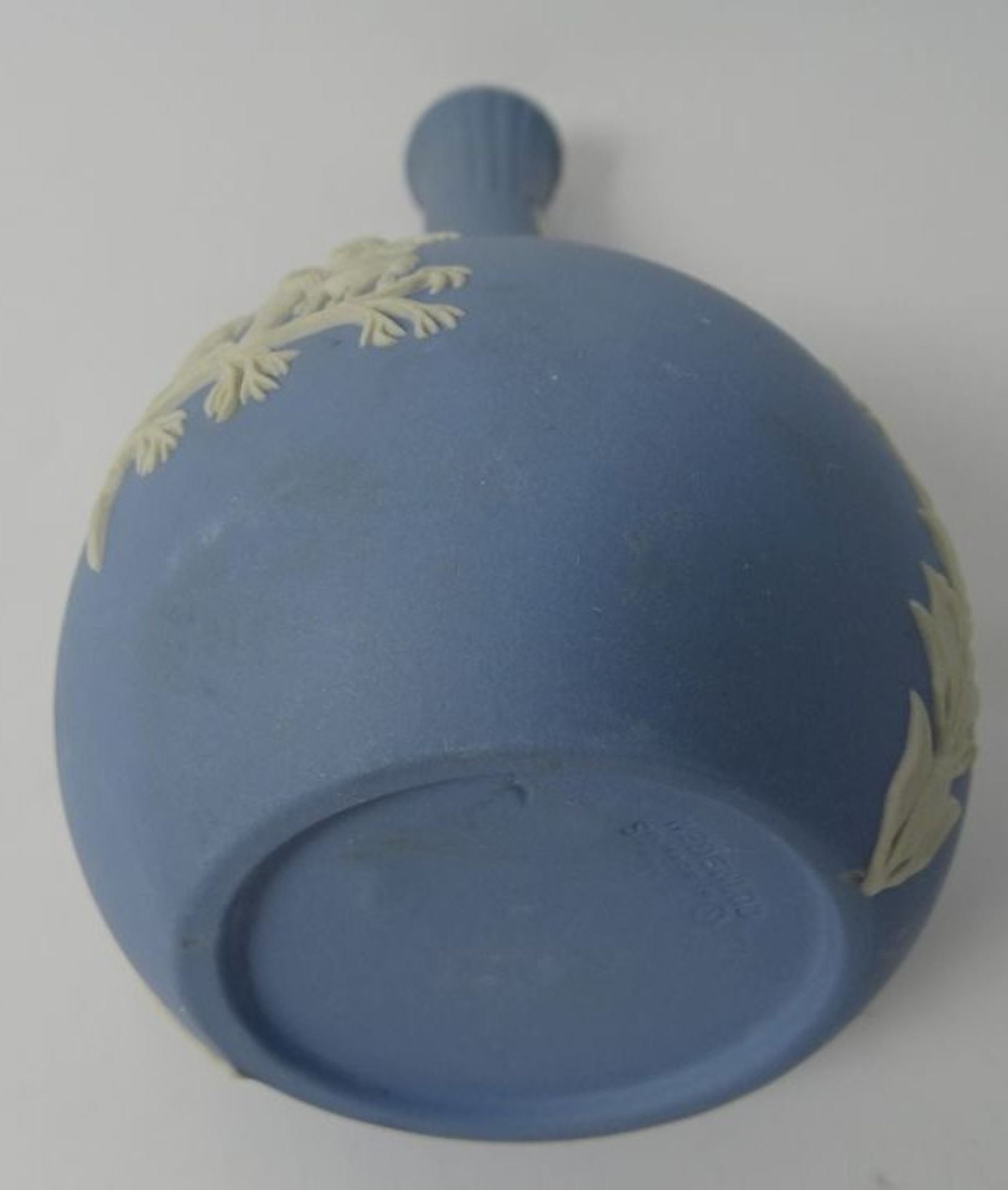 kl. Vase "Wedgwood", blau/weiss, H-12 cm - Image 4 of 4