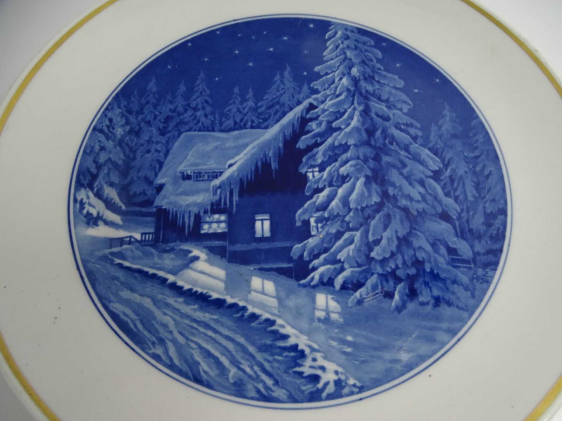 Wandteller "Meissen" Aquatinta-Malerei, Winterlandschaft, Schwerter durchschliffen, D-25,5 cm