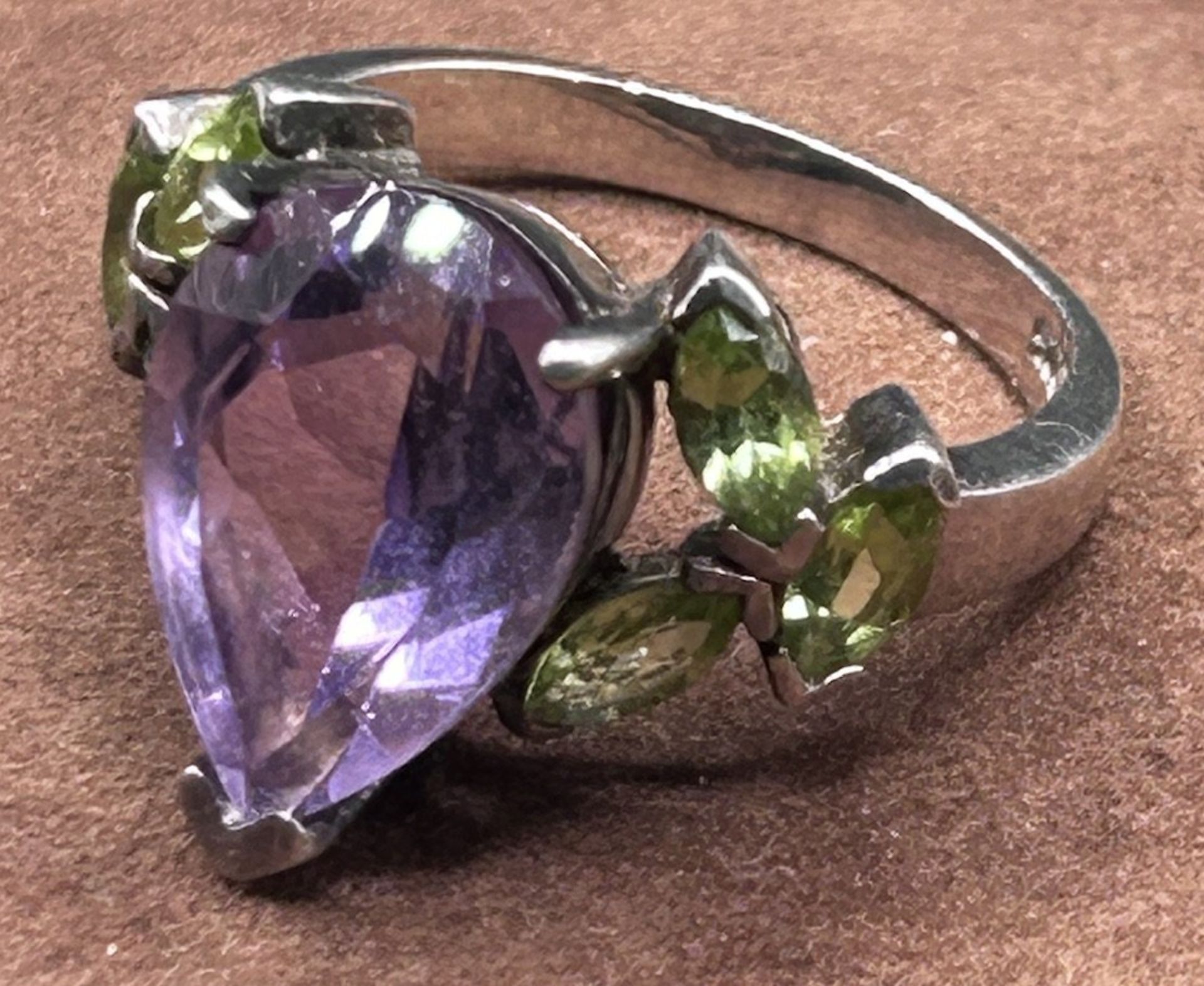 Silberring -925- mit Amethyst und grüne Topase, RG 60, 7 gr. - Bild 2 aus 3