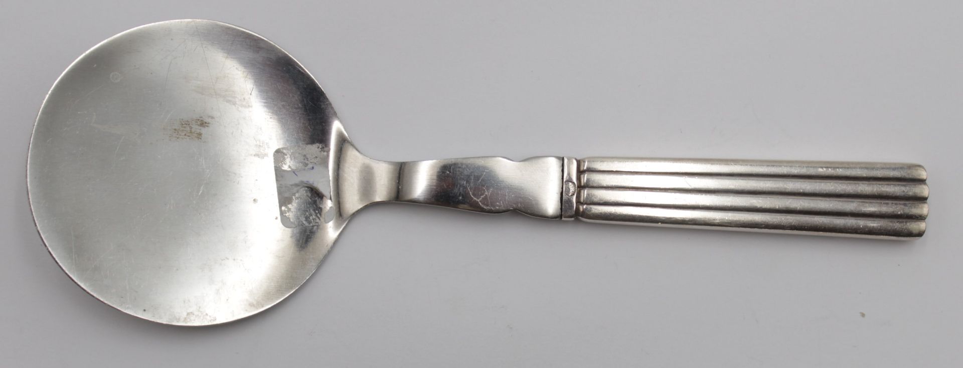 Pastetenheber, Georg Jensen, Bernadotte, Sterlinggriff, L-19,7cm.