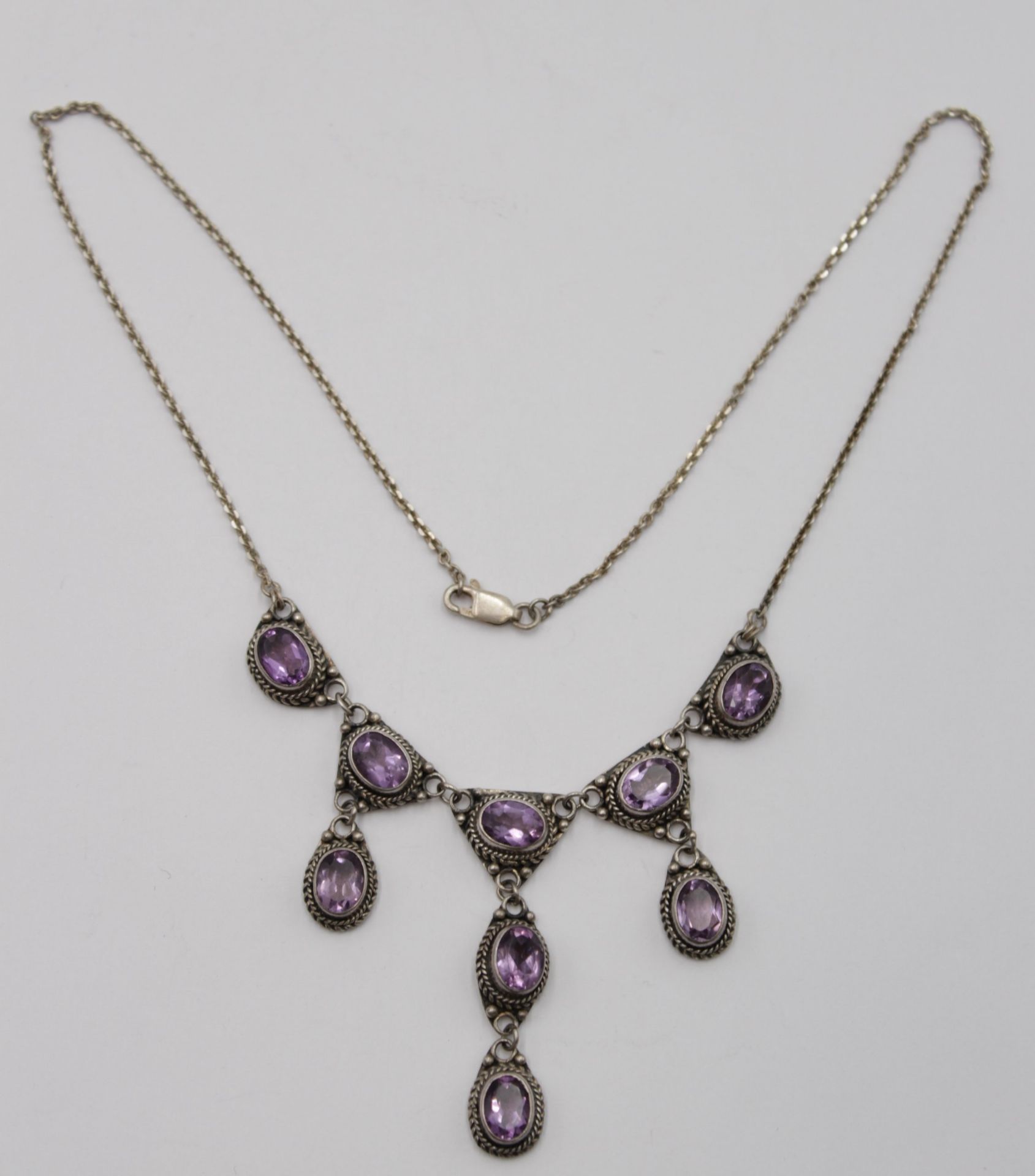 sehr schönes Collier, 925er Silber mit facc. Amethysten, 17,9gr., ca. L-42cm