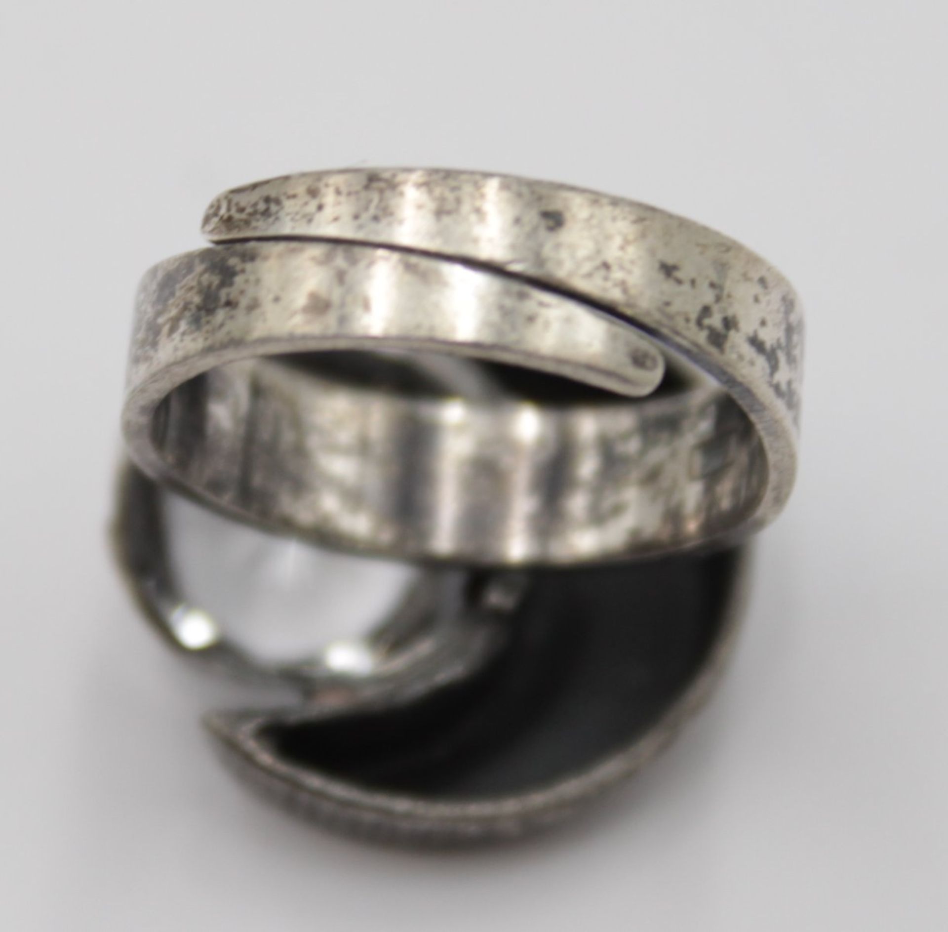 Set, 925er Silber, Ring mit offener Schiene, Anhänger, je mit klarem Stein, zus. 11,9gr. - Bild 5 aus 6