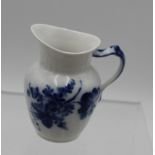 Milchkännchen, Royal Copenhagen, blaue Blume, 1x Schleifstrich, H-10cm.,