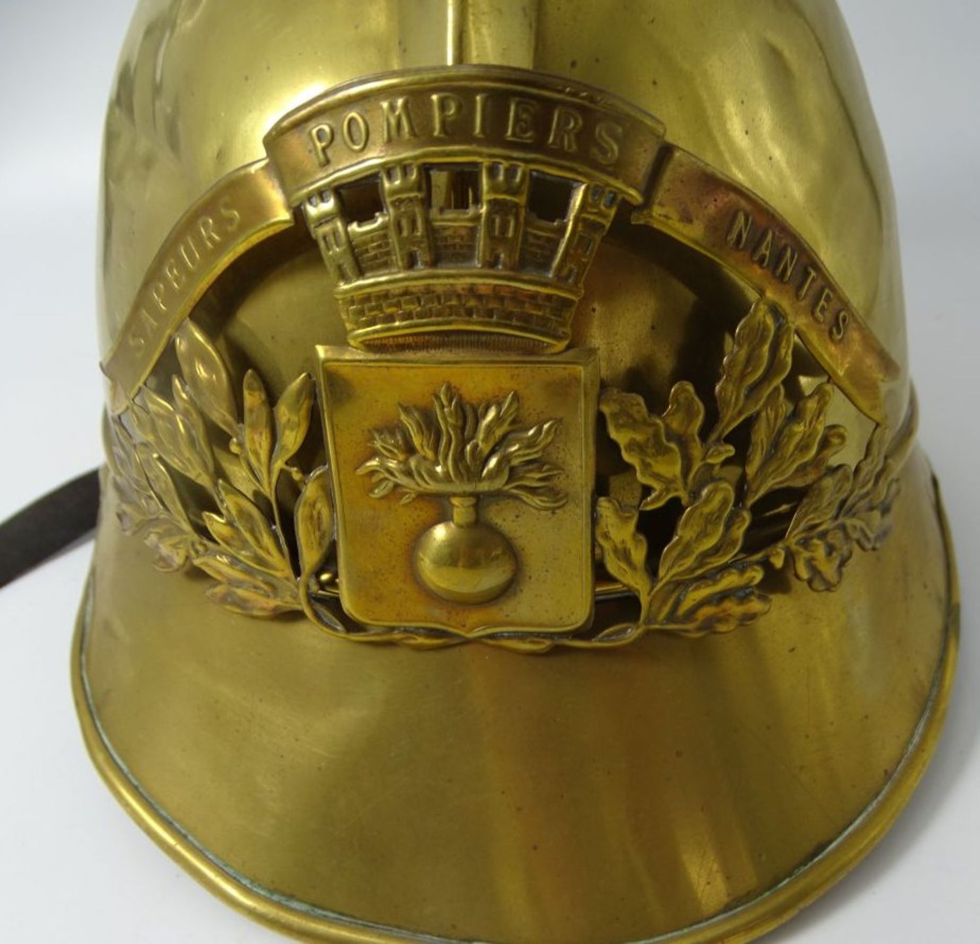 frz. Feuerwehrhelm für Nantes aus Messing, Herst. Lieb aus Biberach, - Bild 3 aus 6