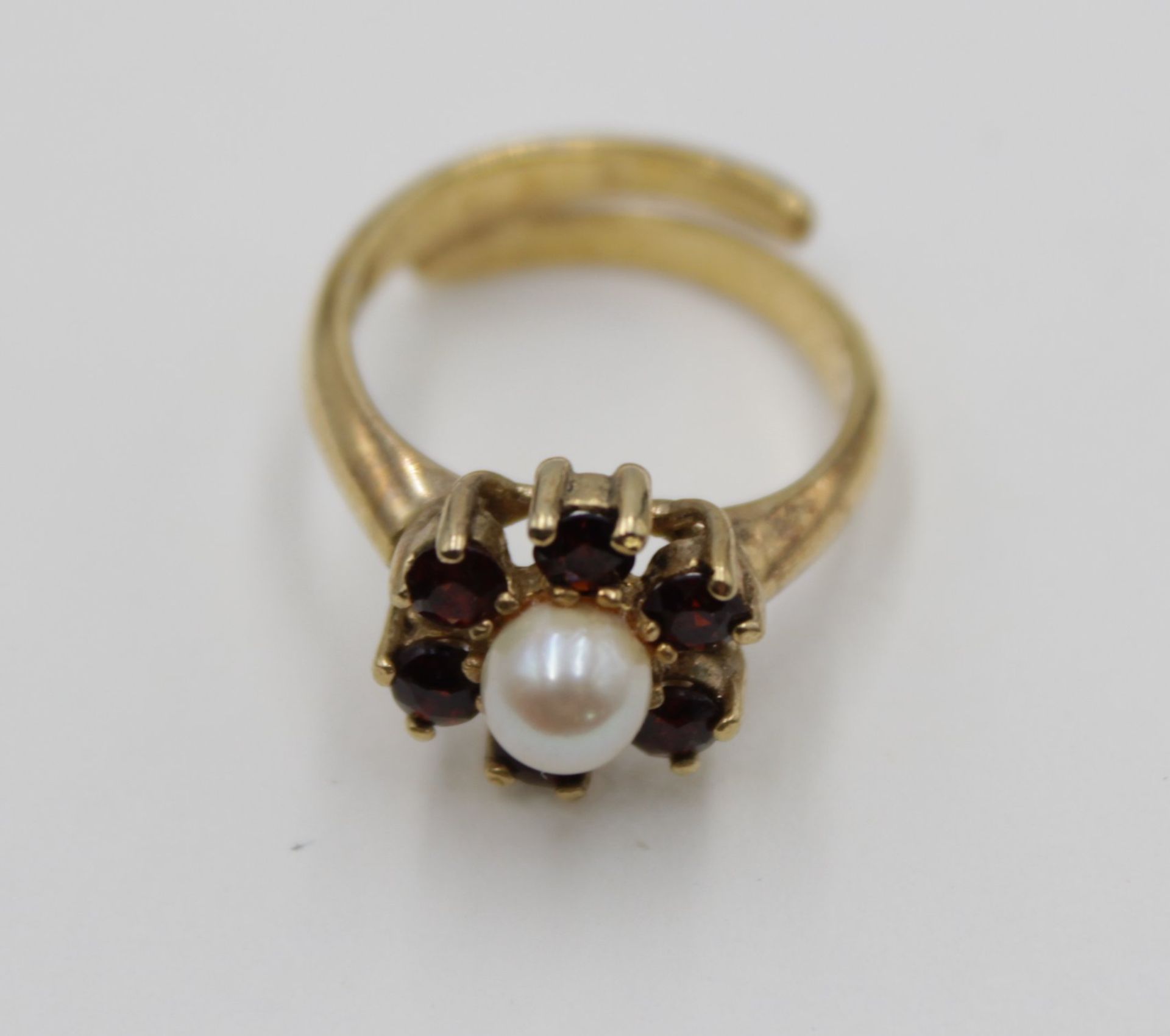 835er Silber-Ring vergoldet, Perle und Granat, 3,7gr., offene Schiene - Bild 2 aus 5