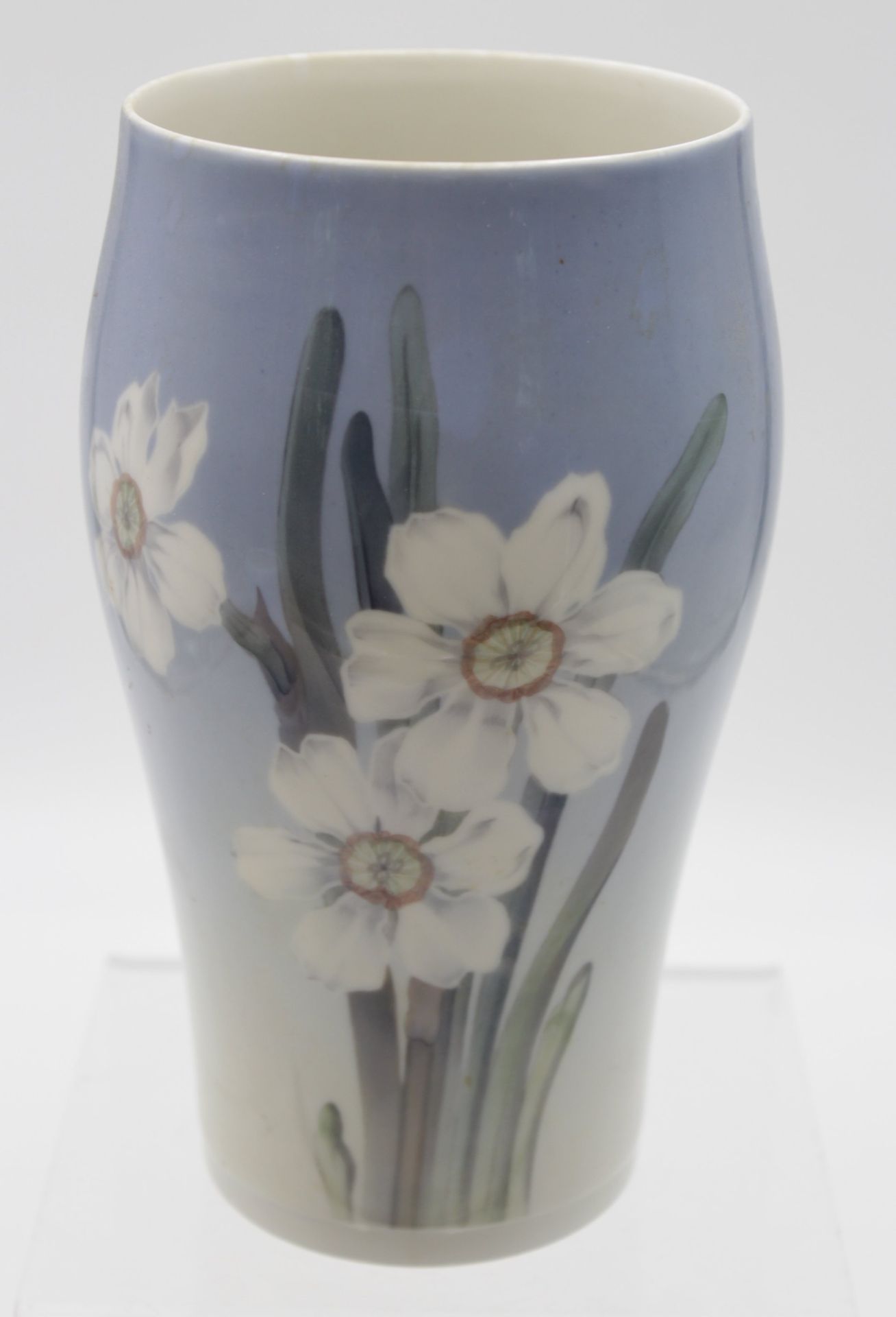 Vase, Royal Copenhagen, florale Bemalung in Unterglasur, Marke 2x durchschliffen, Gebrauchsspuren, 