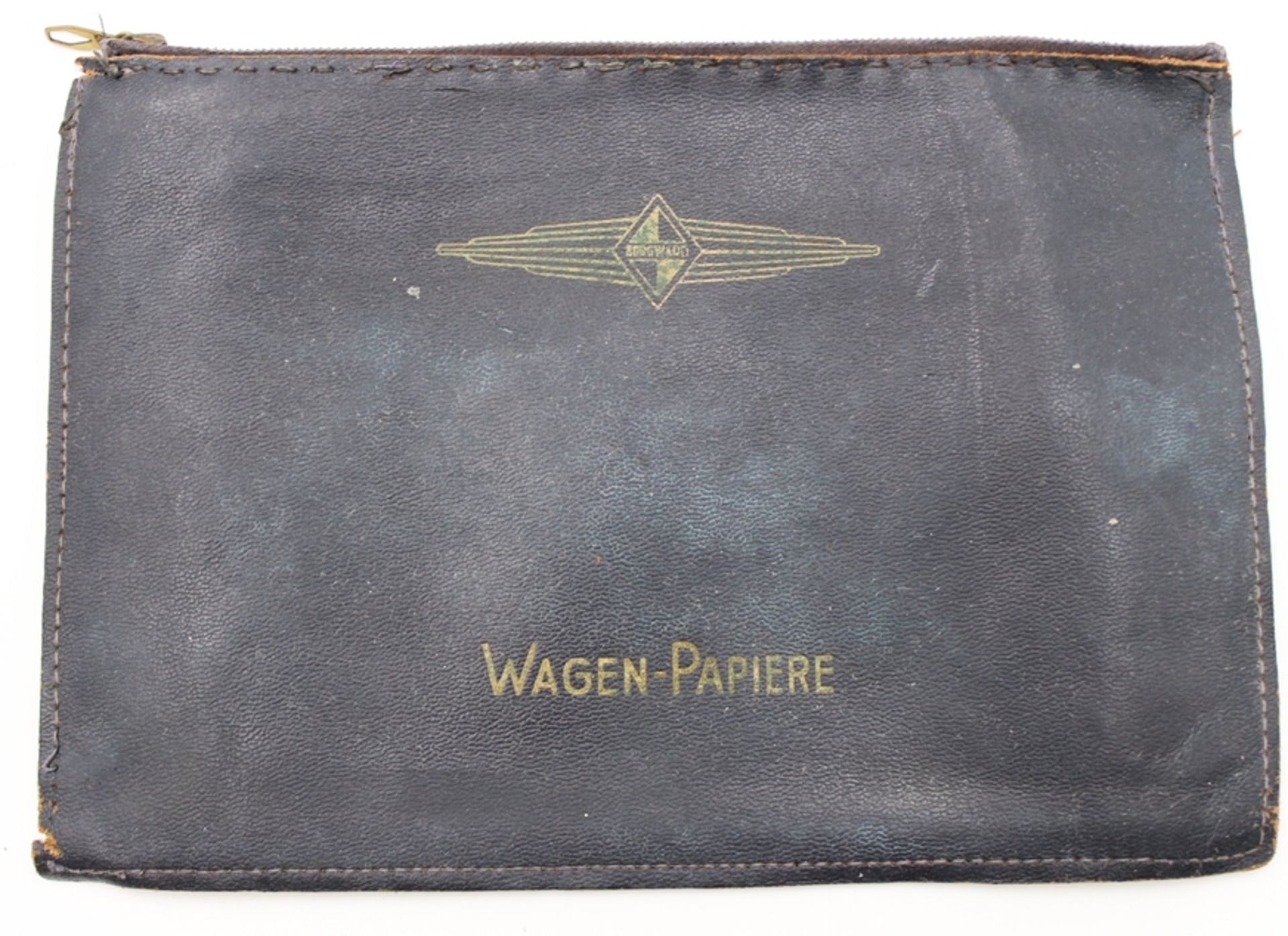 Borgward-Wagenpapiere Mappe, älter, Leder, Gebrauchsspuren, 17 x 24,5cm.