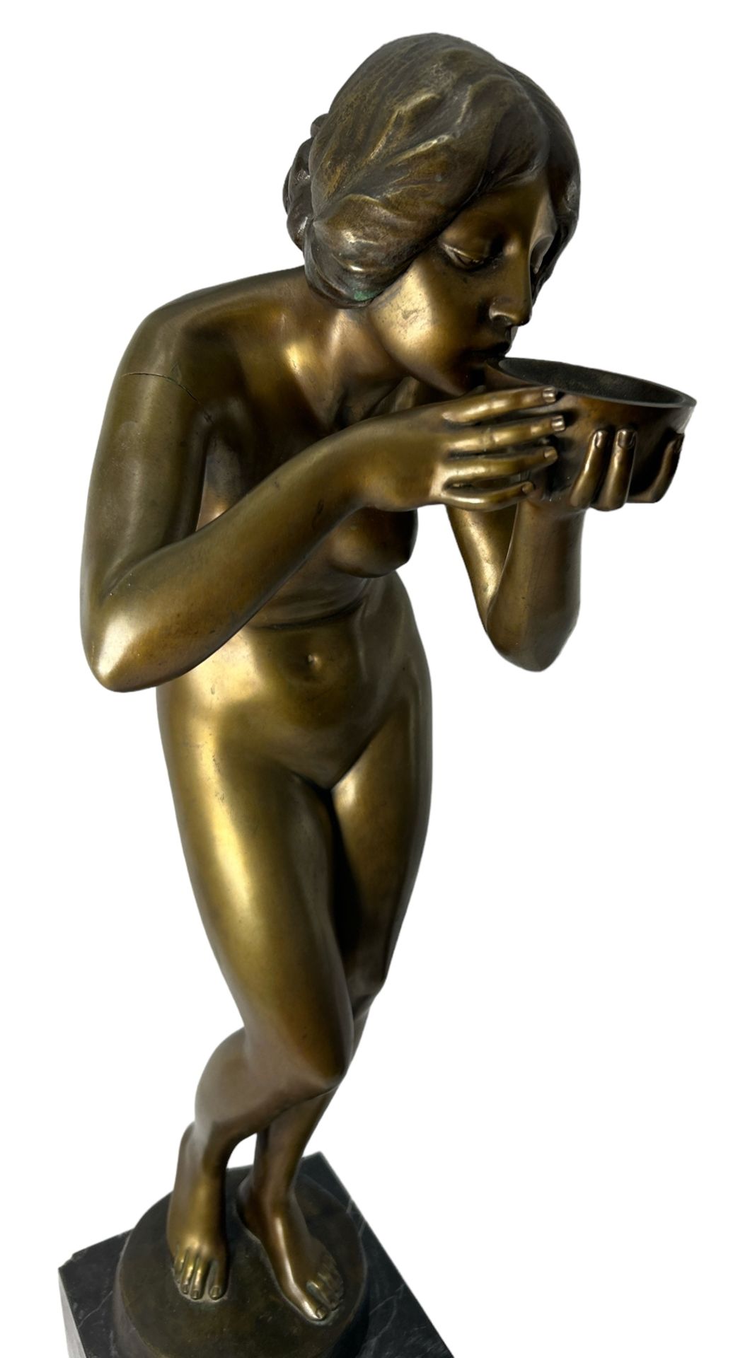 Victor Heinrich SEIFERT (1870-1953)  "Die Trinkende", grosse Bronze auf Marmorsockel, H- ca. 70 cm, - Bild 2 aus 6